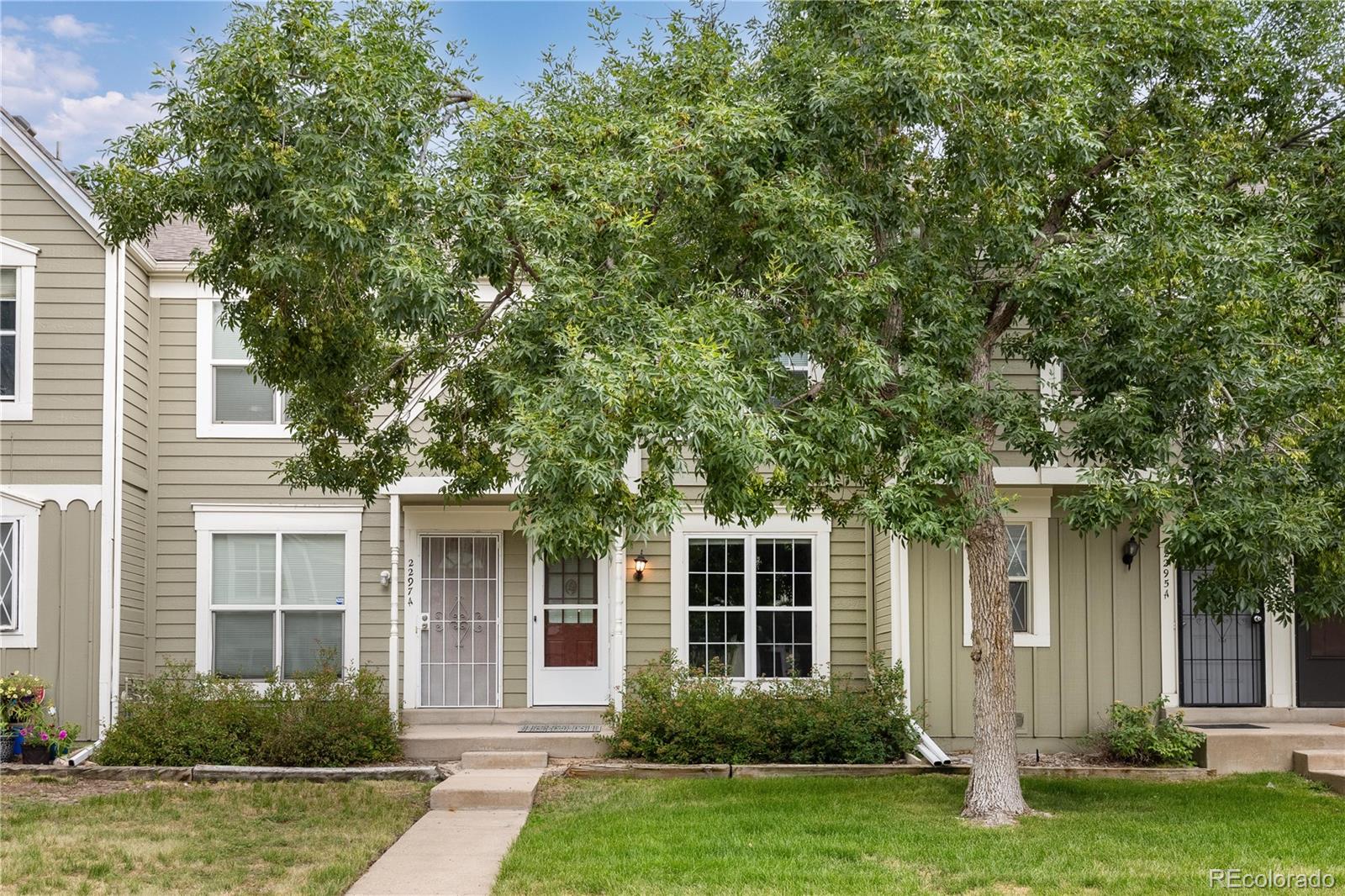 2297 S Jasper Way #B, Aurora, CO 80013