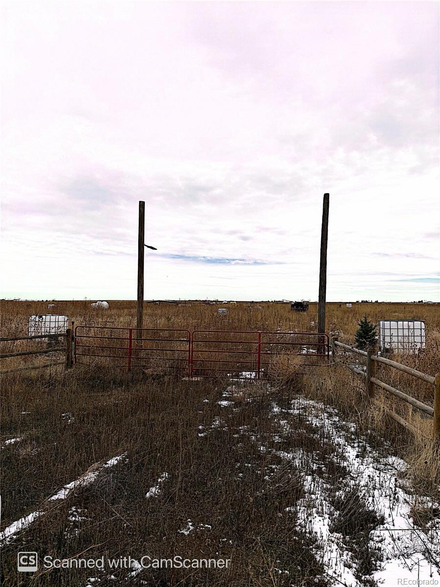 47790 E 72nd Ave, Bennett, CO 80102