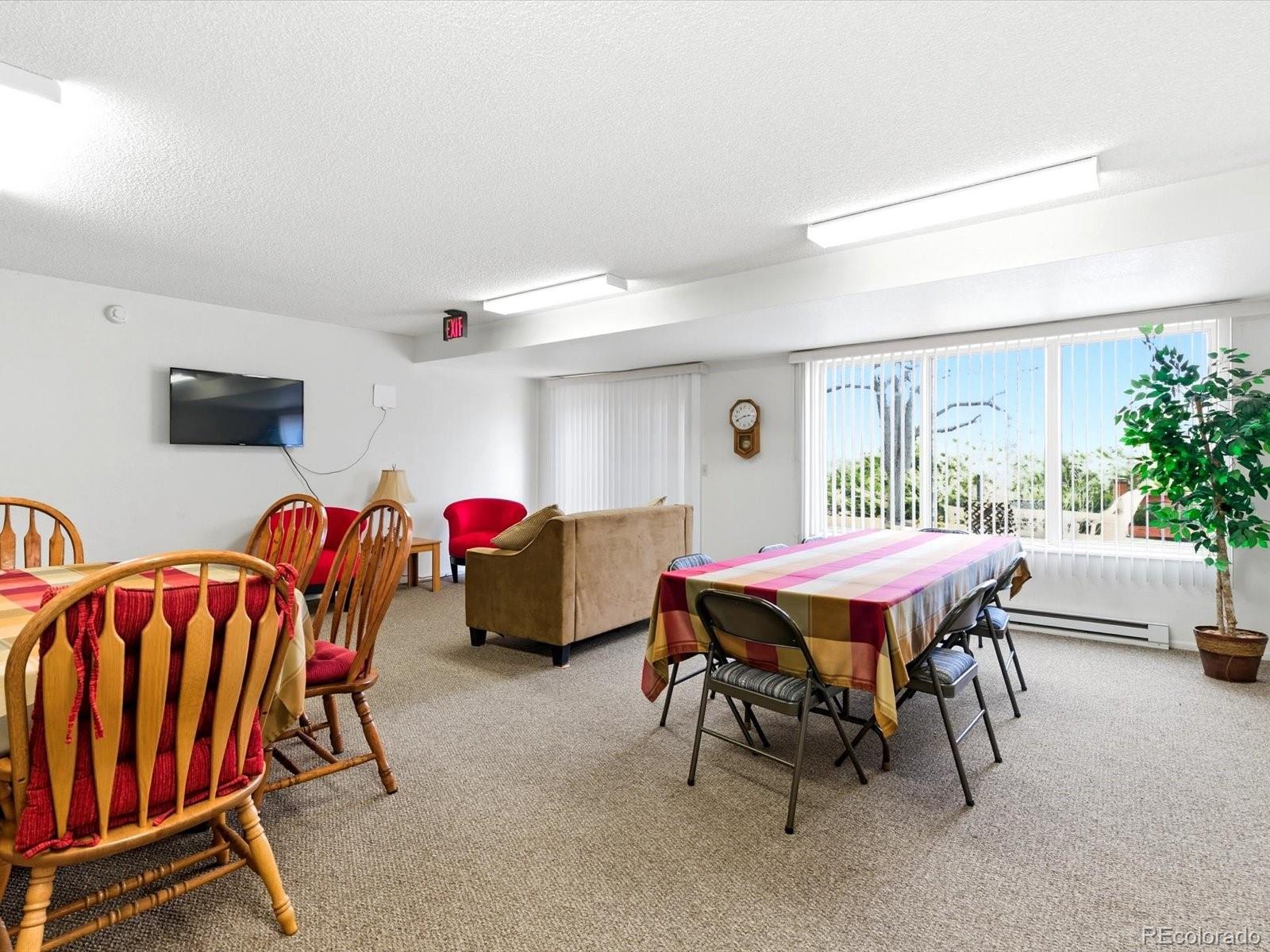 1383 W 88th Ave #208, Thornton, CO 80260