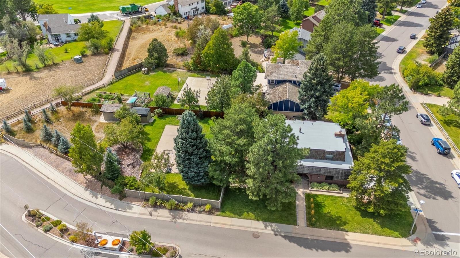 6277 S Locust St, Centennial, CO 80111
