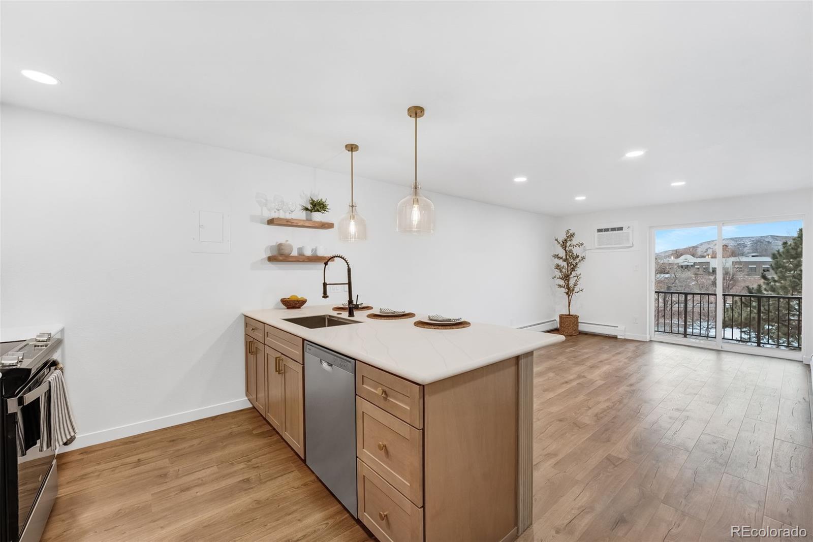 1200 Golden Cir #506, Golden, CO 80401
