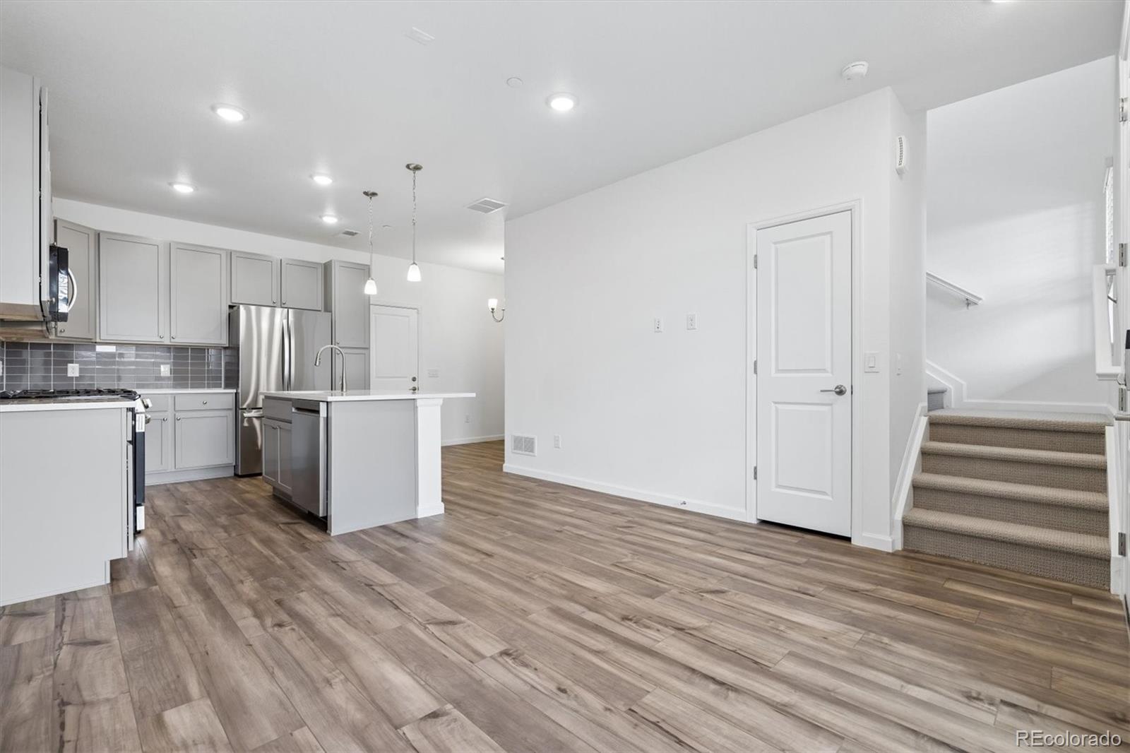 6690 Merseyside Ln, Castle Pines, CO 80108