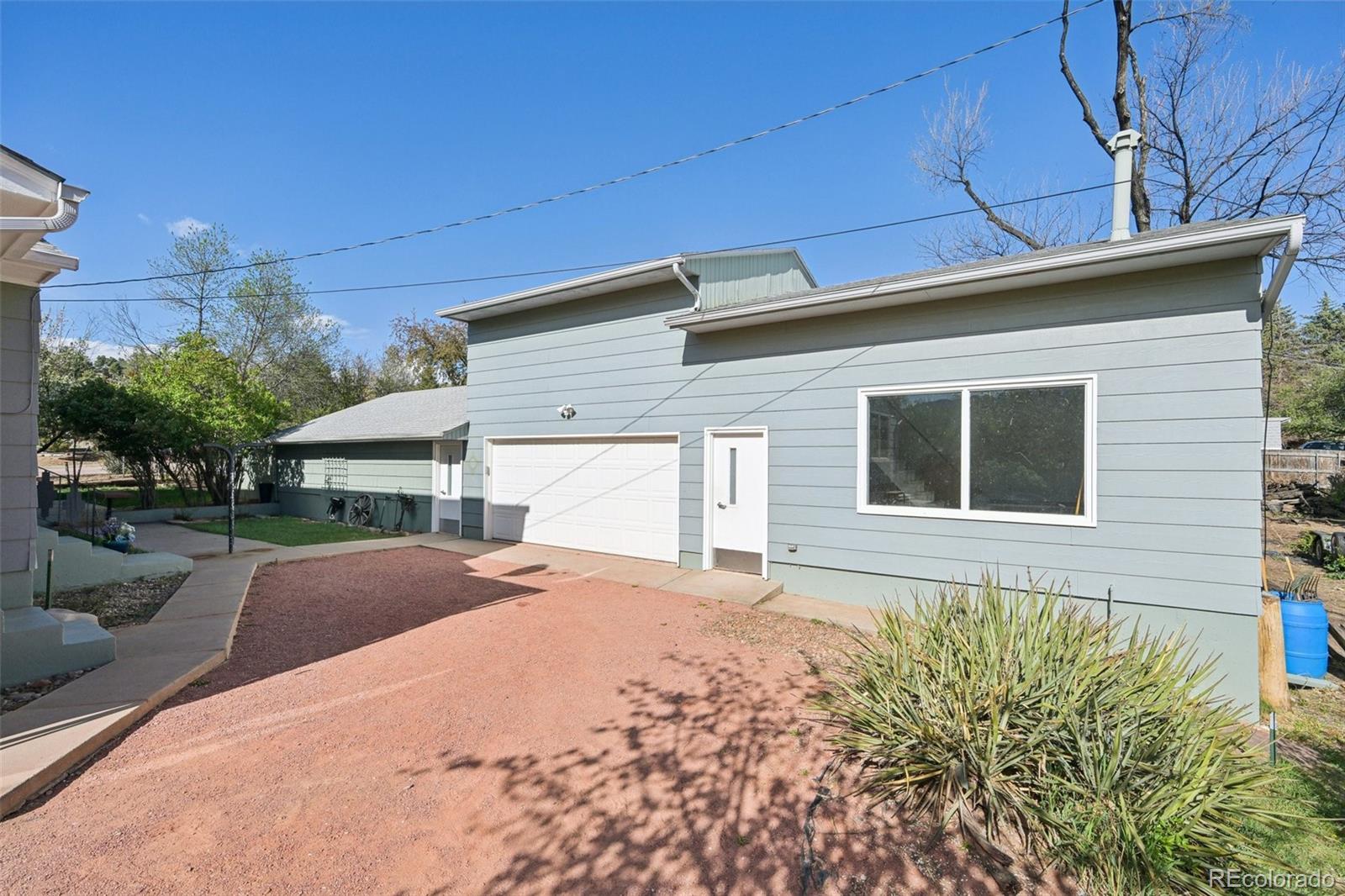 1055 N 18th St, Colorado Springs, CO 80904