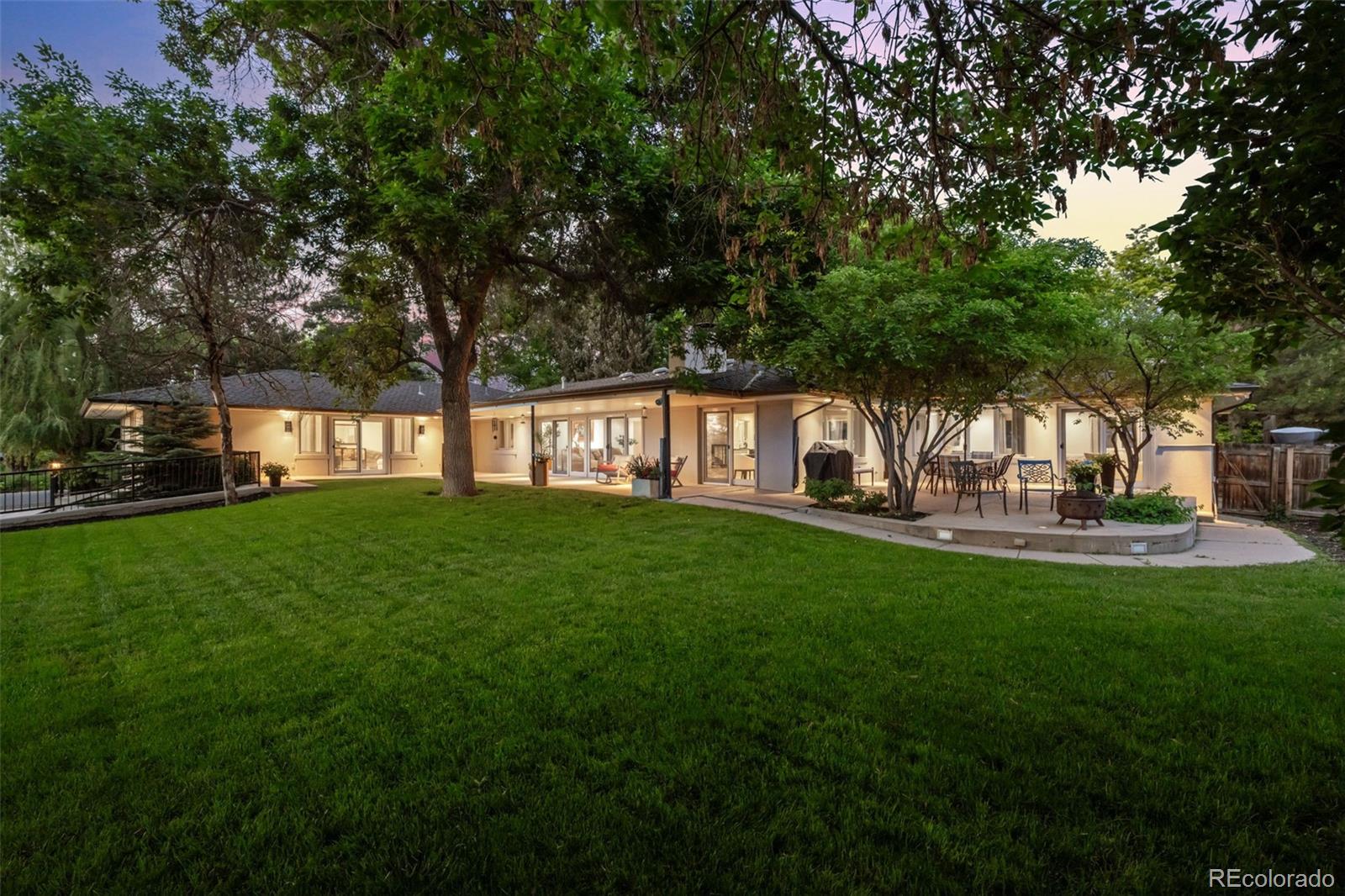 3901 S Dexter St, Cherry Hills Village, CO 80113