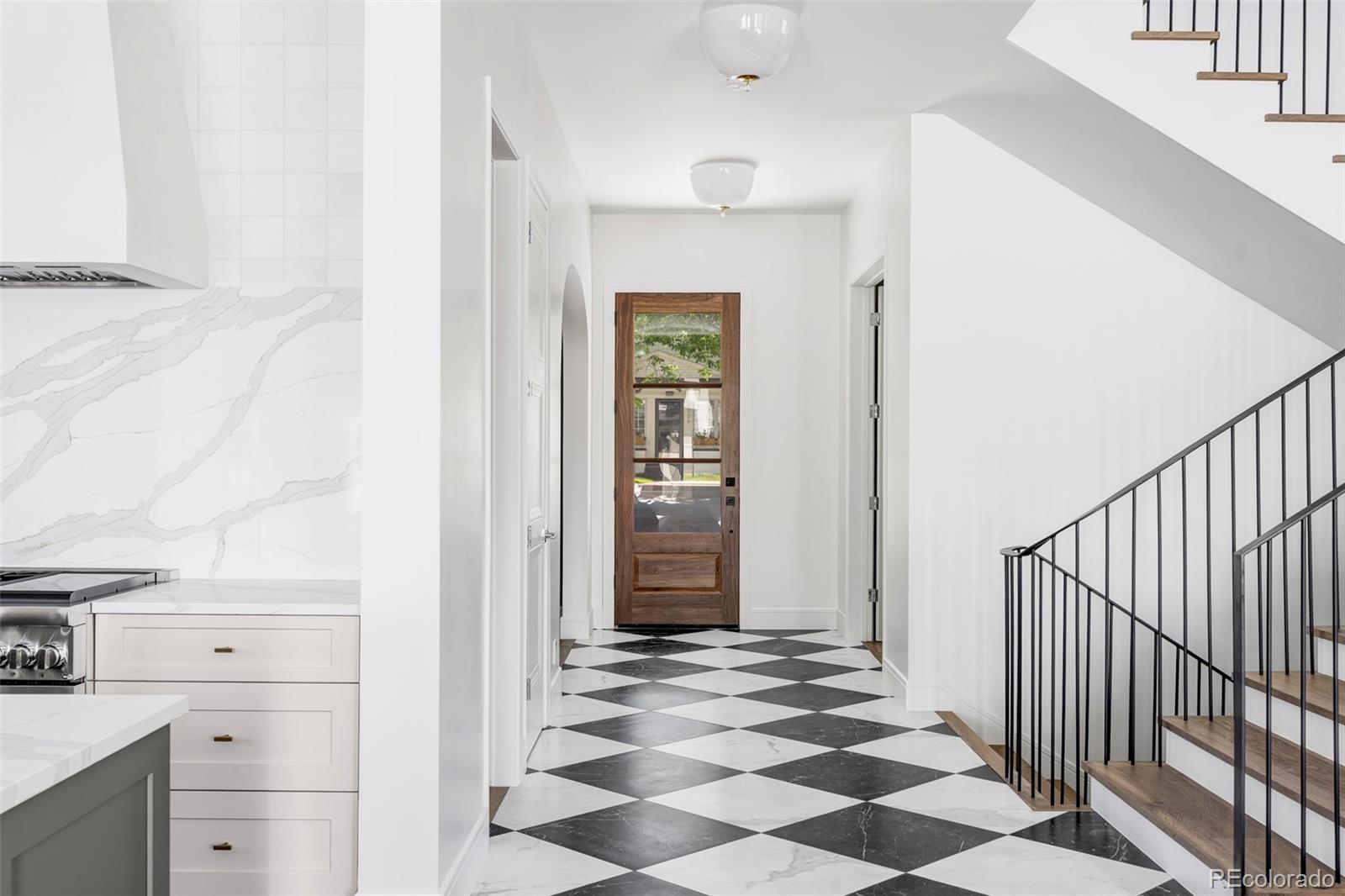 1059 S York St, Denver, CO 80209
