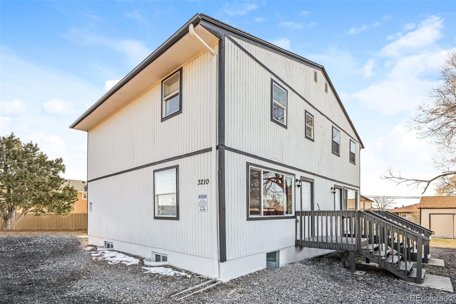 3210 W Longfellow Pl, Denver, CO 80221