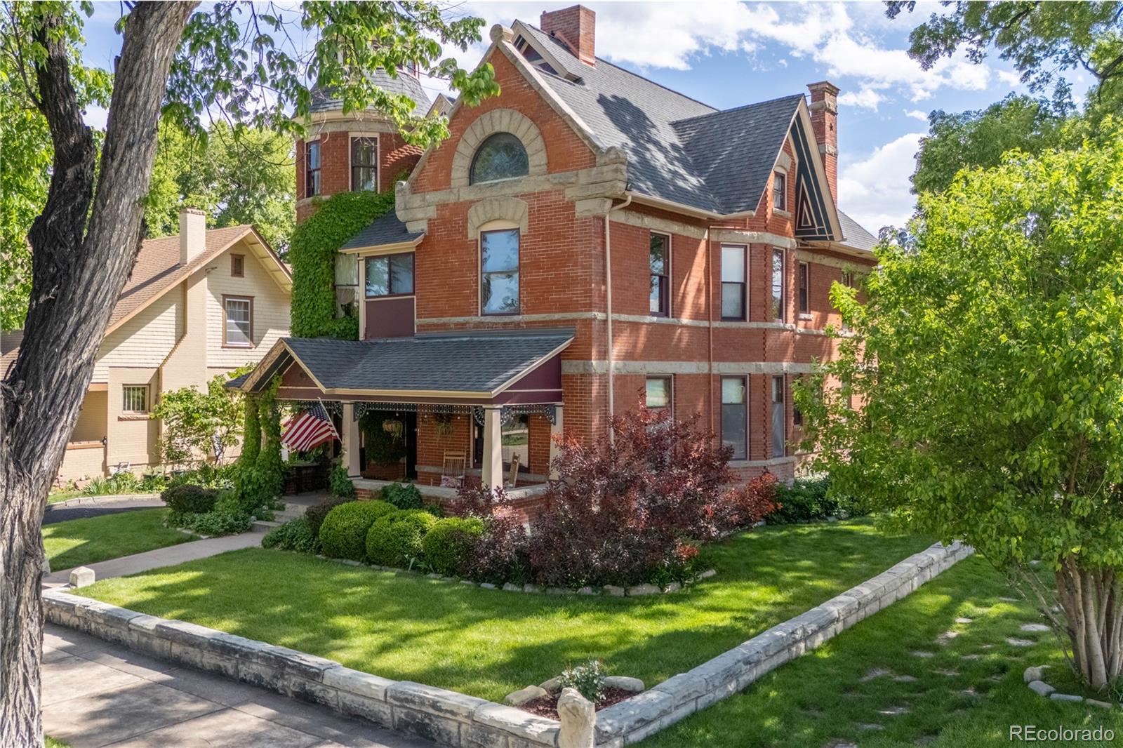 326 W Pitkin Ave, Pueblo, CO 81004