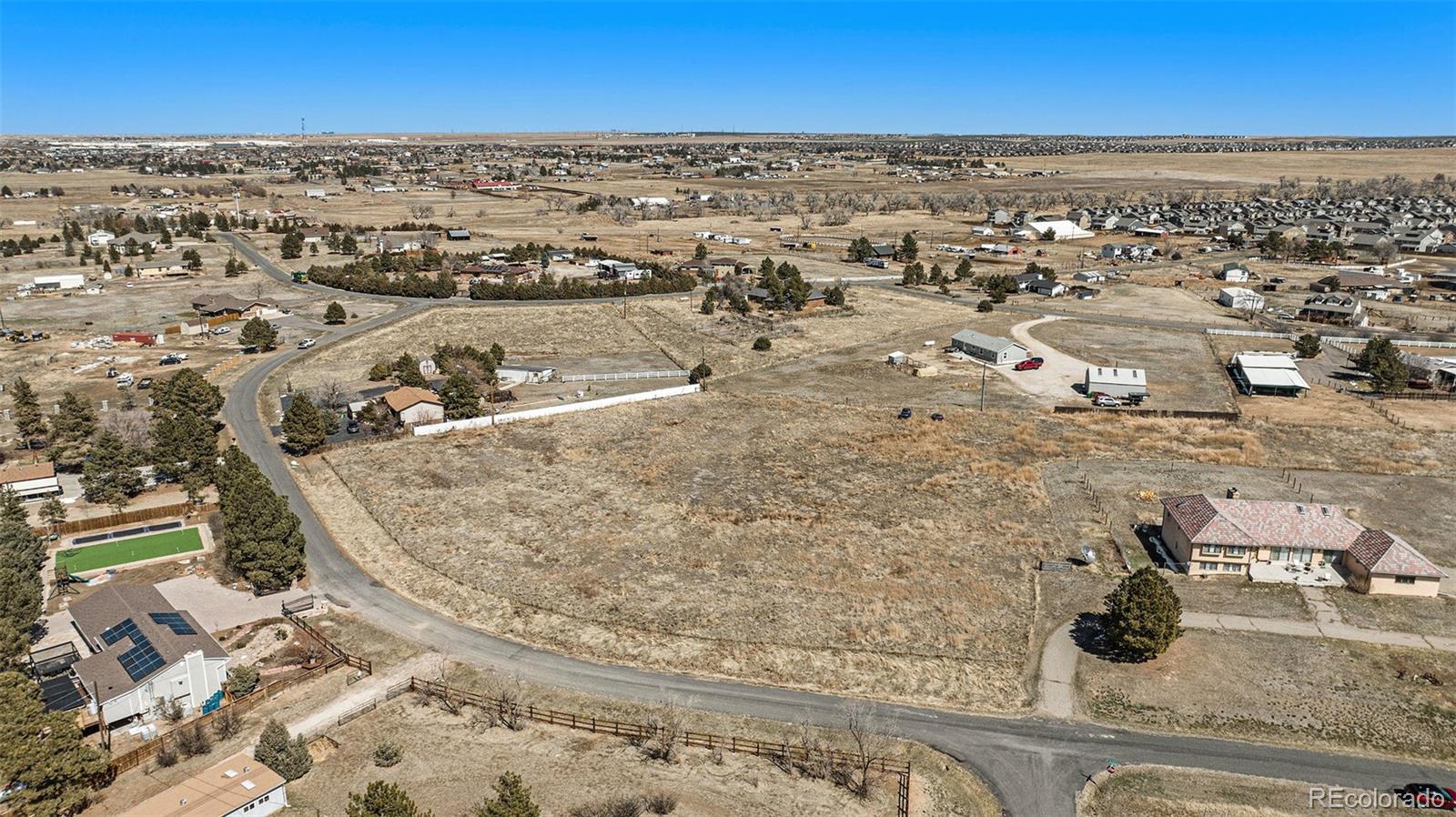 978 S Buchanan St, Aurora, CO 80018
