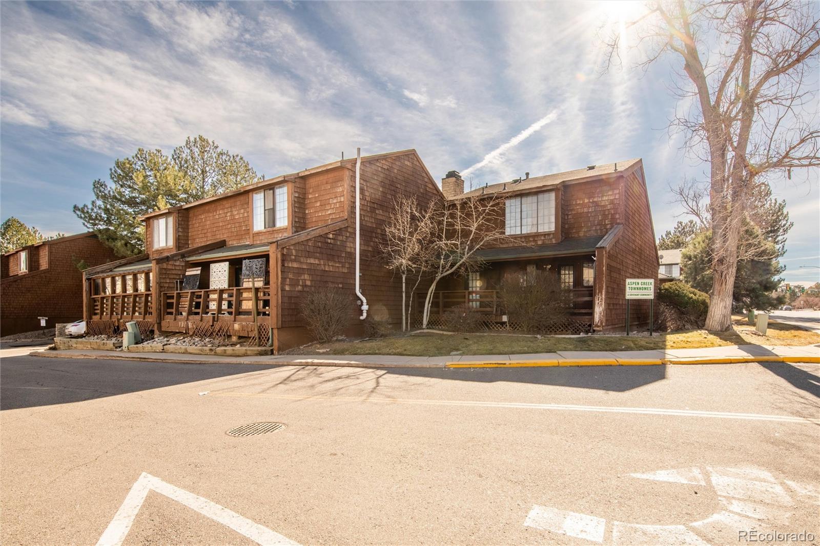 12106 E 2nd Dr, Aurora, CO 80011