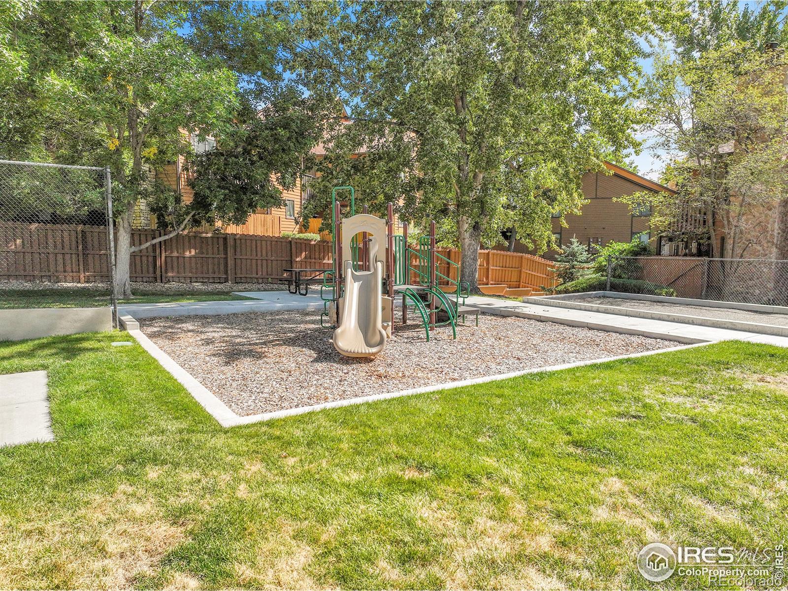 9438 W 89th Cir, Broomfield, CO 80021