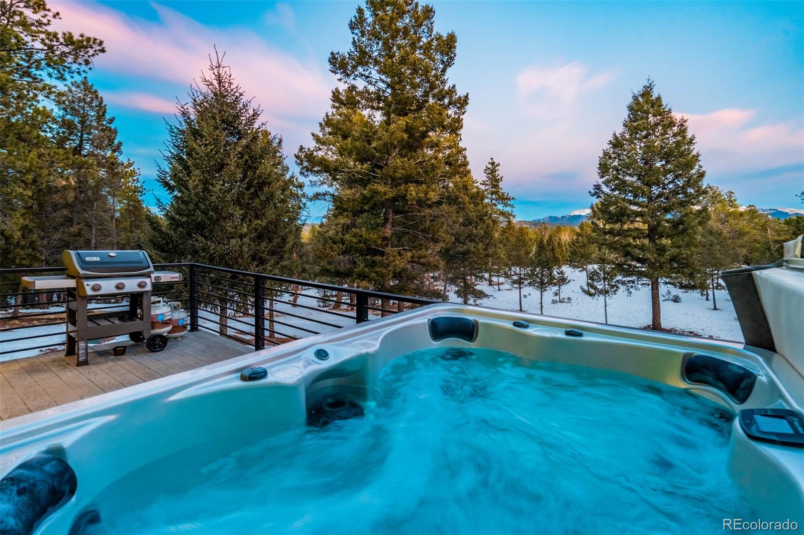 126 Rainier Dr, Florissant, CO 80816
