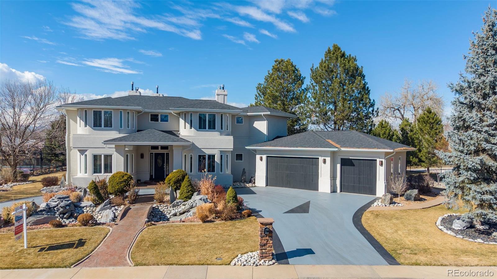 7 Sandpiper Cir, Thornton, CO 80241