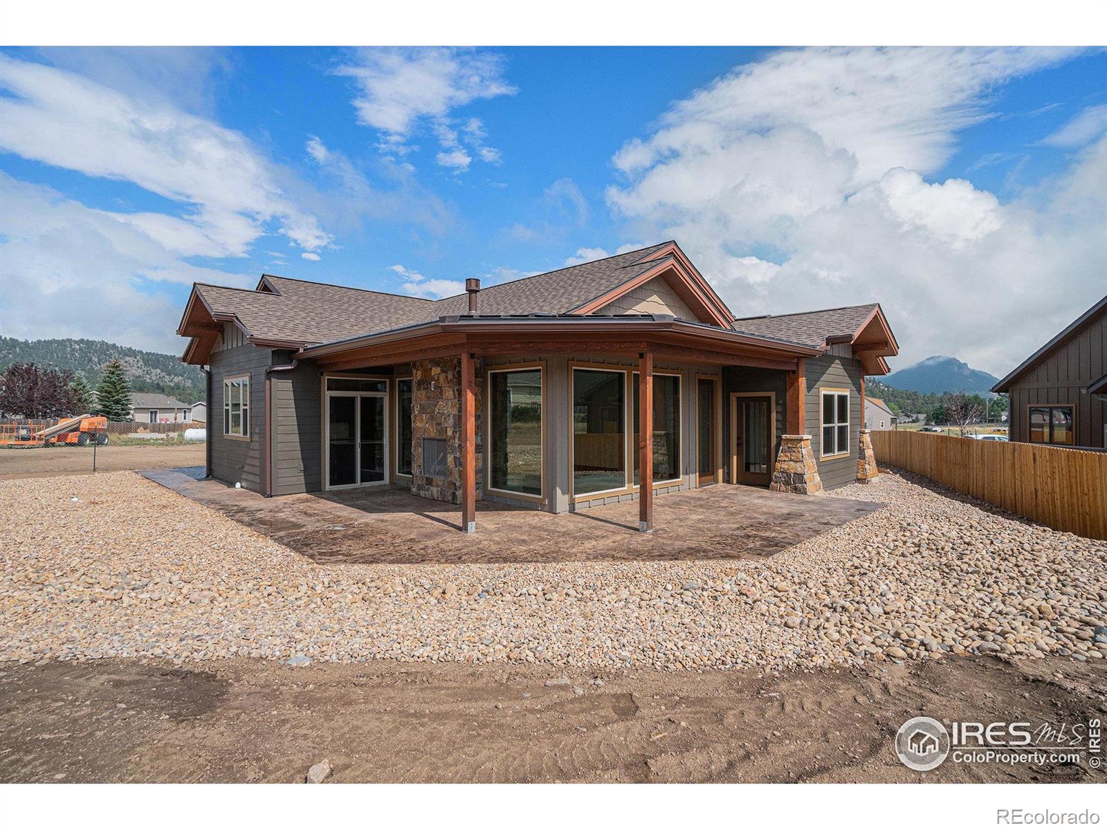 1640 Continental Peaks Cir, Estes Park, CO 80517