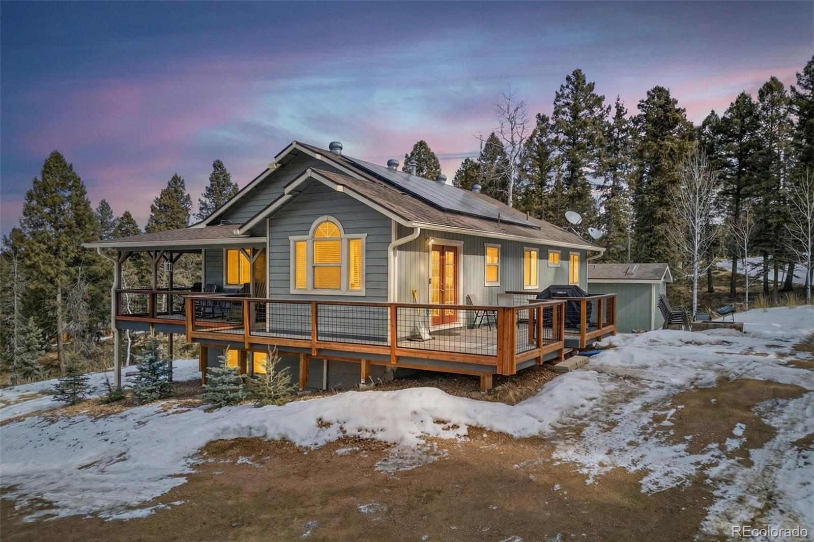68 Nevada Ln, Florissant, CO 80816