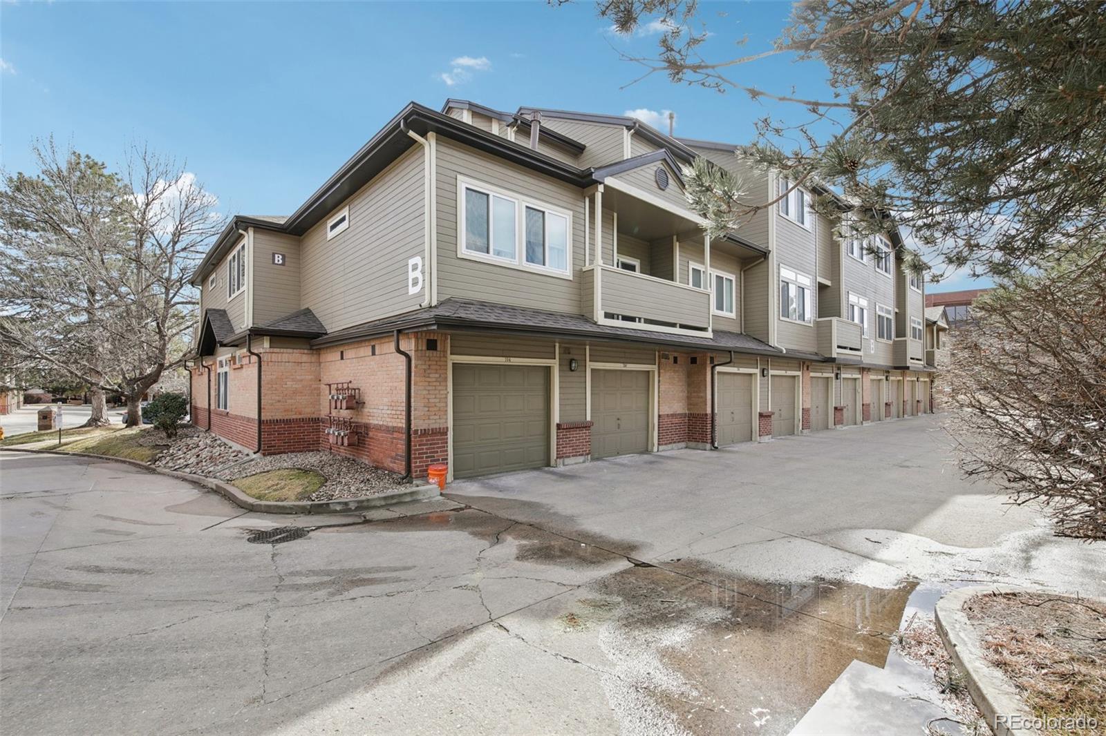 6001 S Yosemite St #B102, Greenwood Village, CO 80111