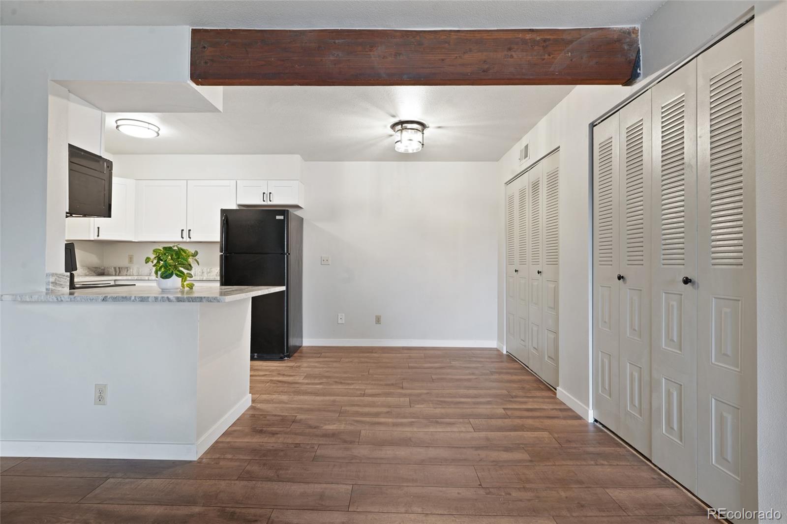 341 Wright St #204, Lakewood, CO 80228