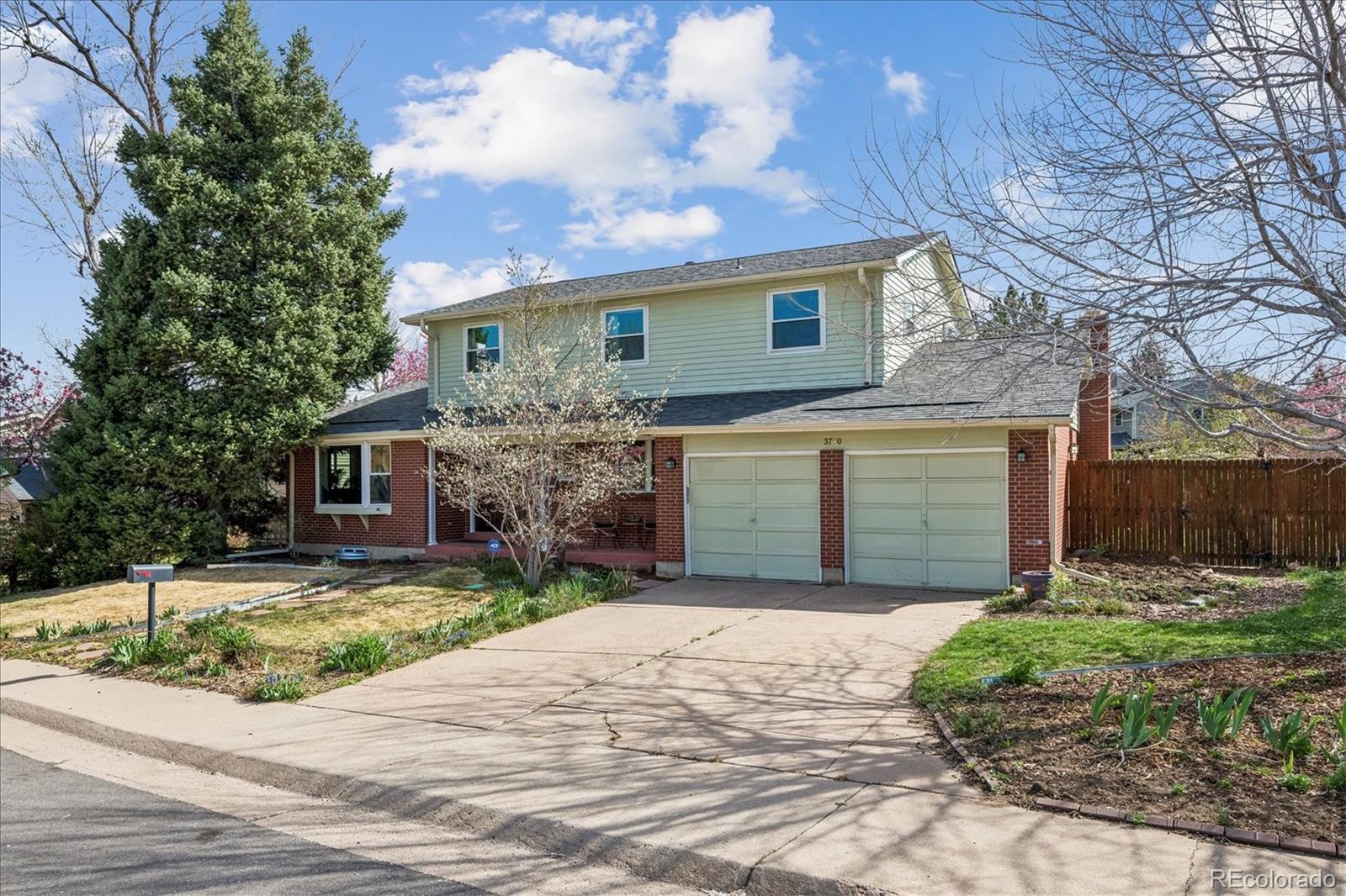 3790 S Eaton St, Denver, CO 80235