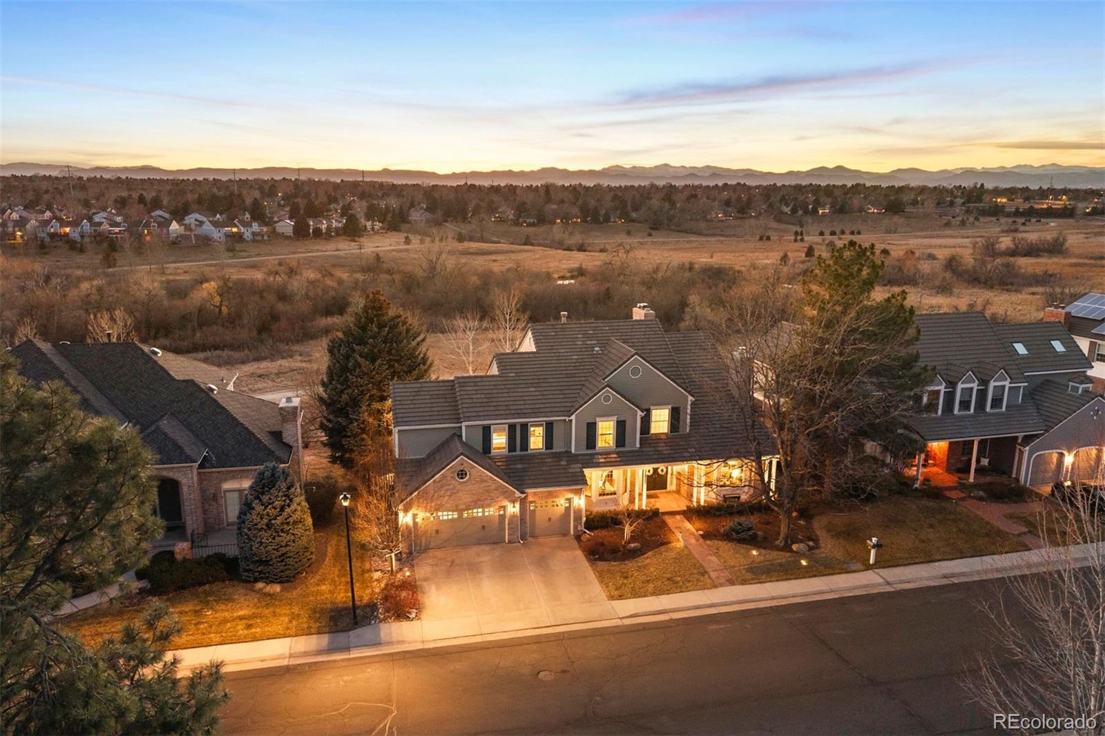 7233 S Niagara Cir, Centennial, CO 80112