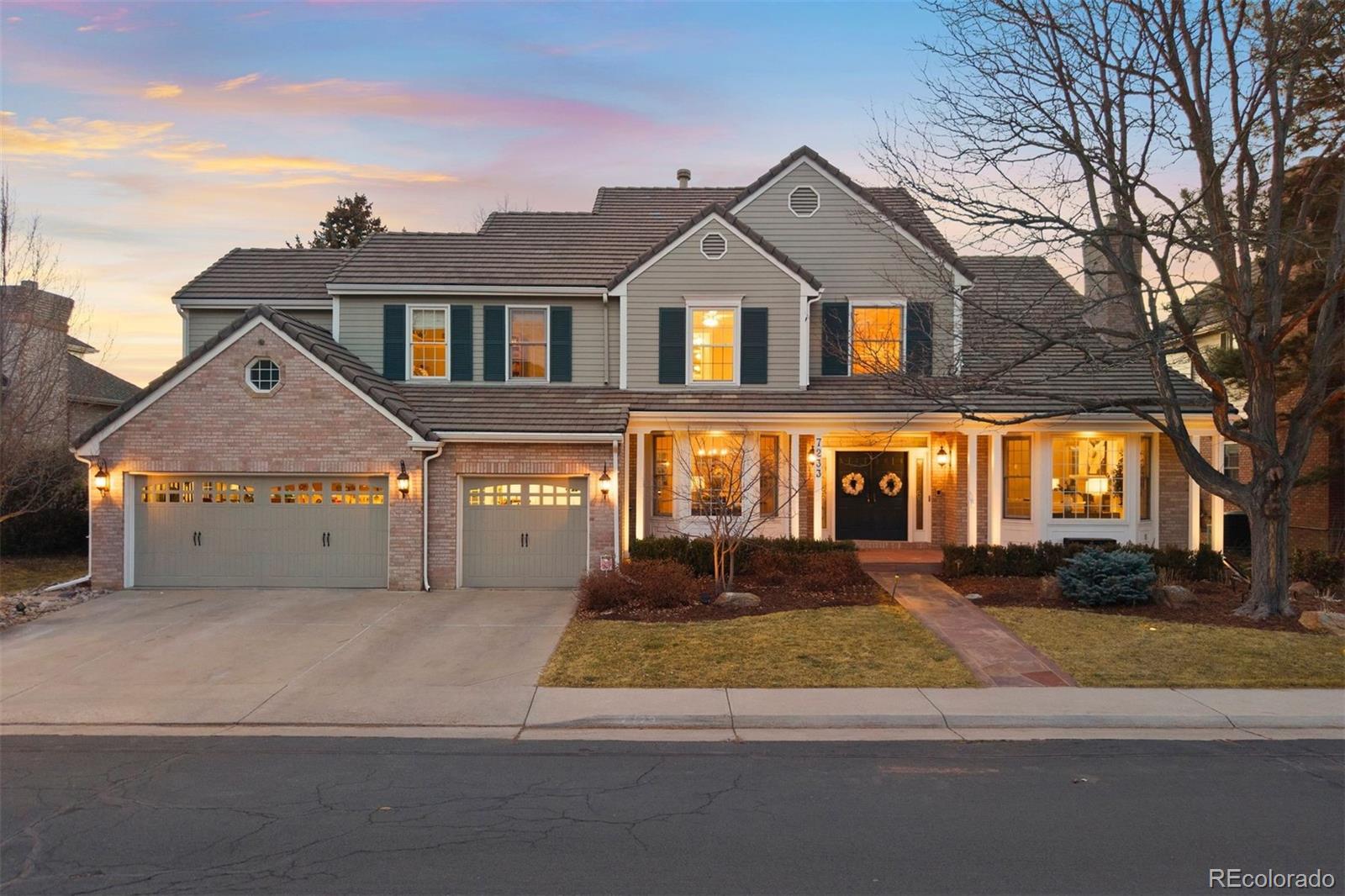 7233 S Niagara Cir, Centennial, CO 80112