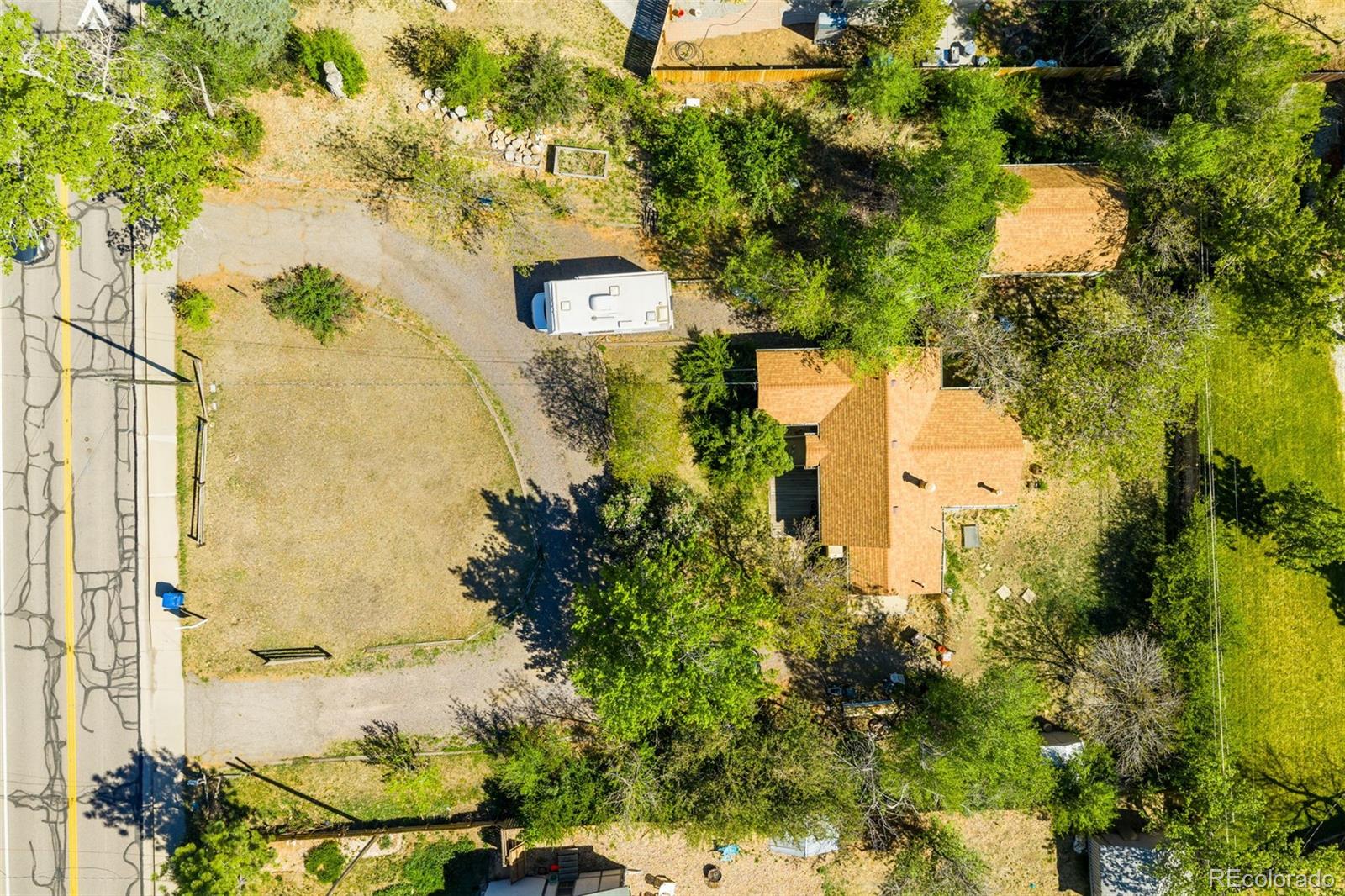994 Welch St, Lakewood, CO 80401
