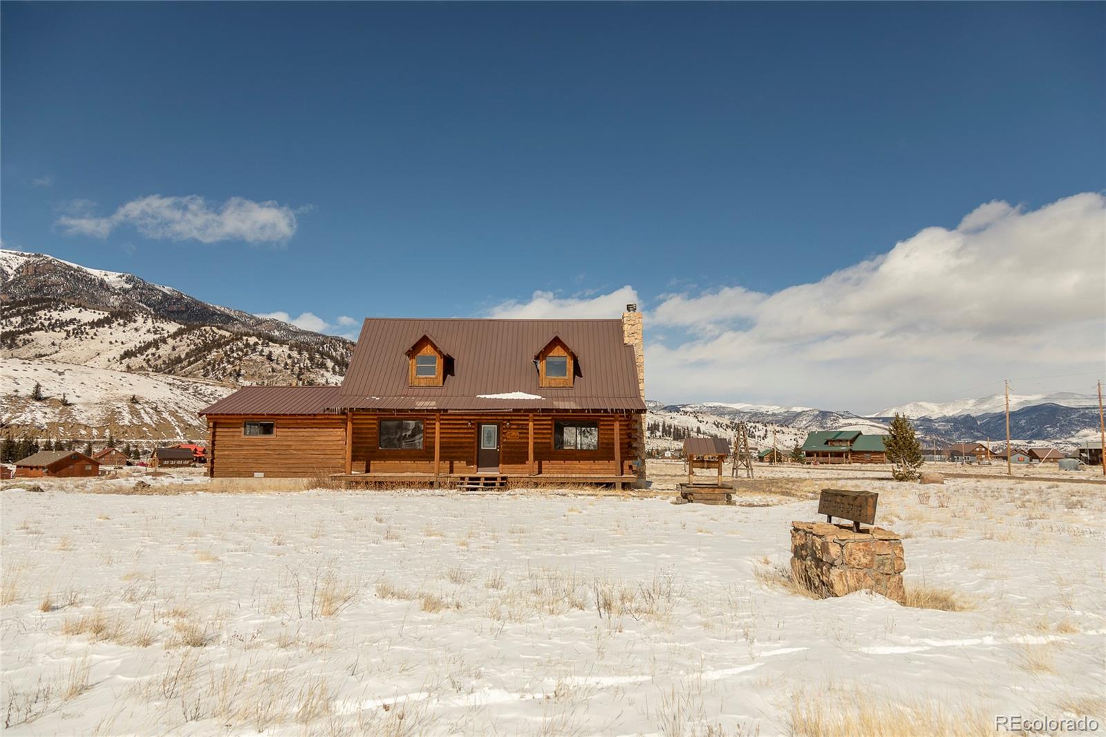 307 Pine Dr, Creede, CO 81130