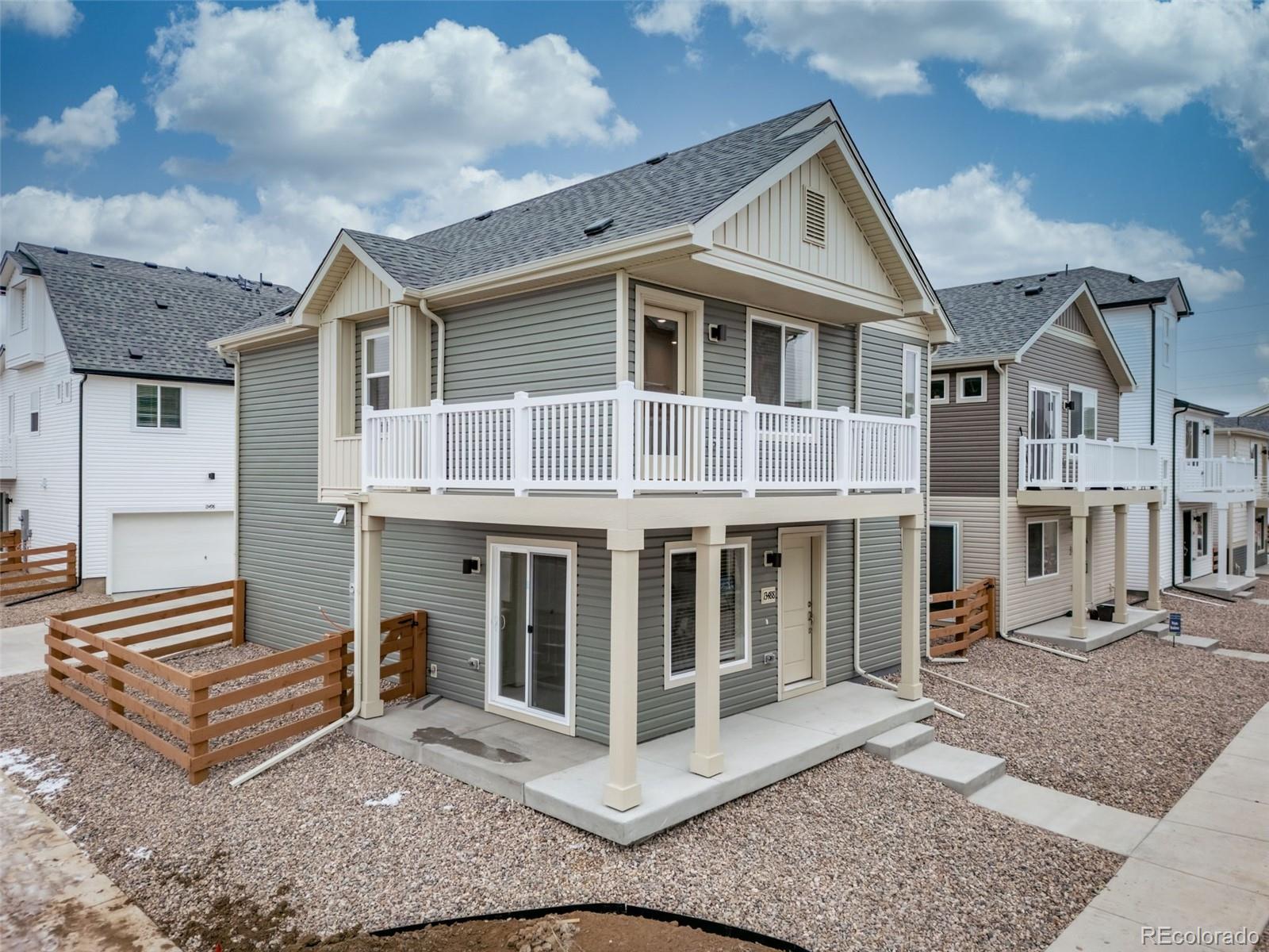 46511 Gold Prairie Dr, Bennett, CO 80102