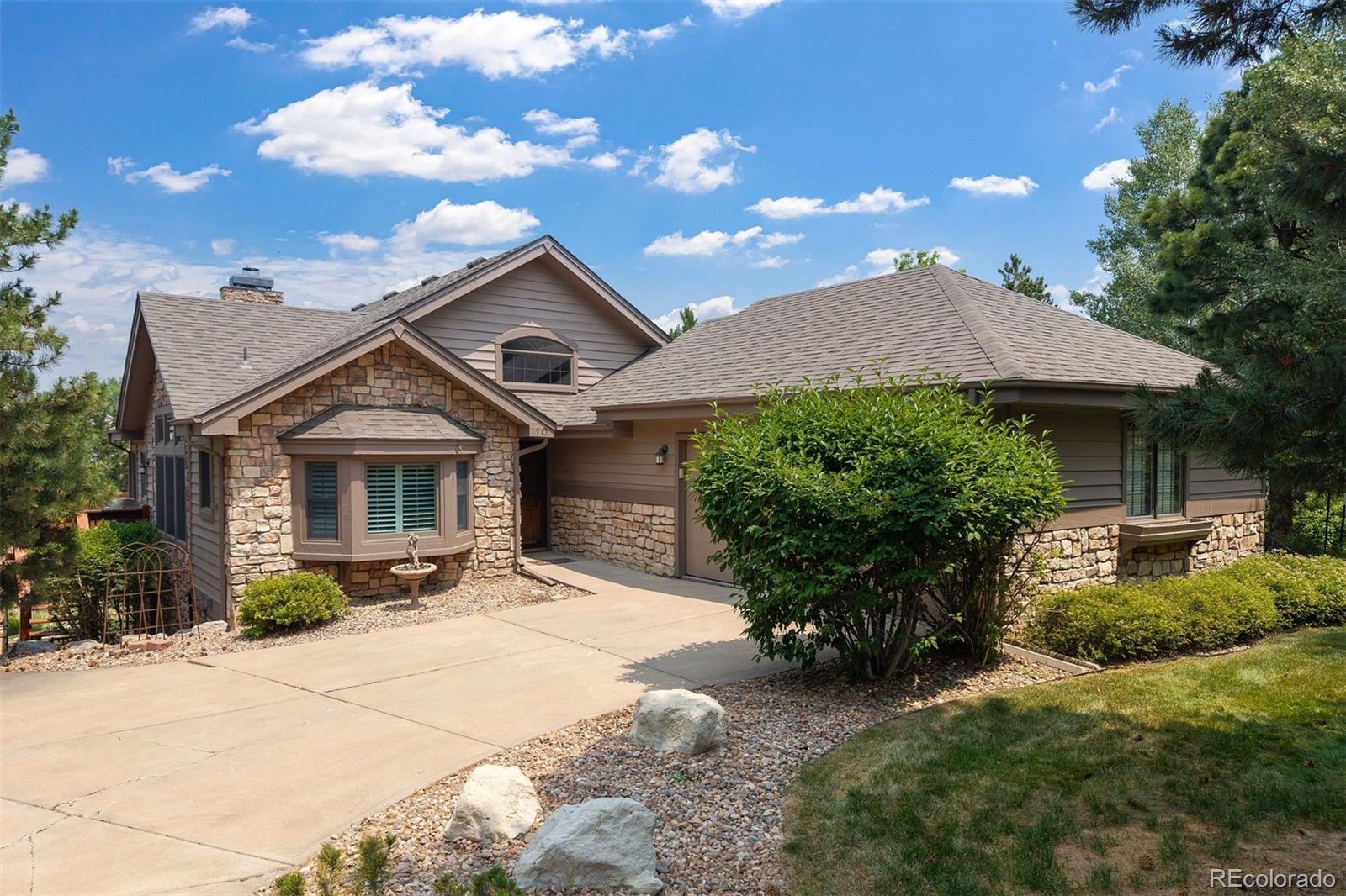 10 Roder Gate Ln, Castle Pines, CO 80108