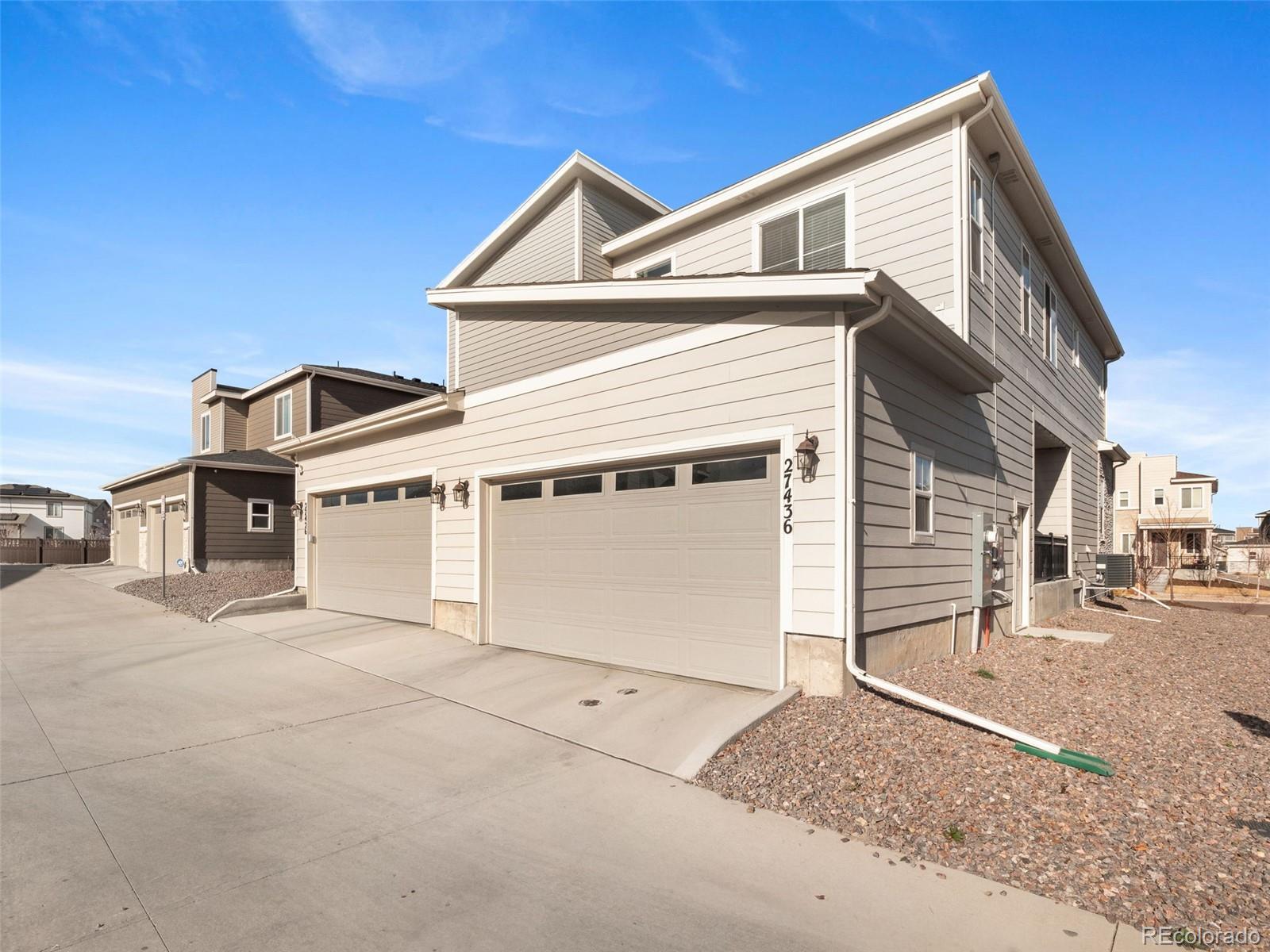 27436 E Archer Ave, Aurora, CO 80018