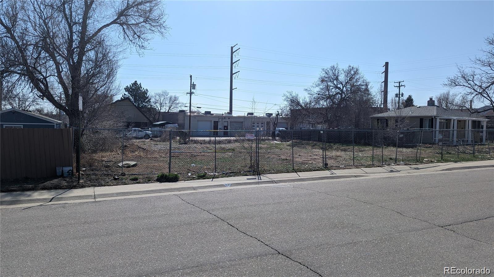 1208 S Mariposa St, Denver, CO 80223