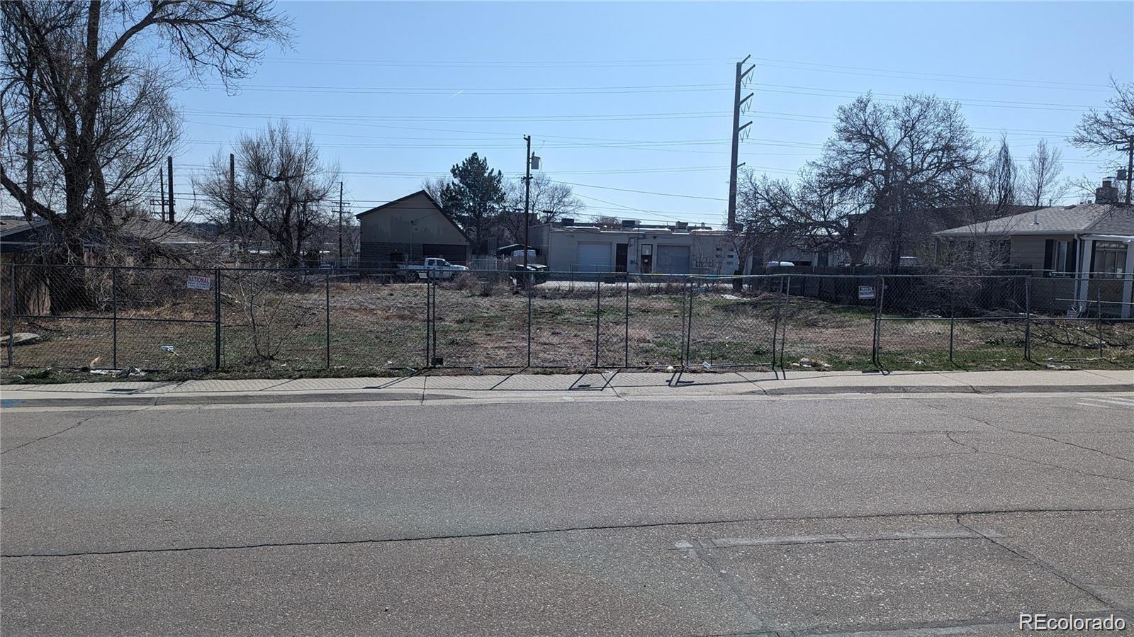 1208 S Mariposa St, Denver, CO 80223