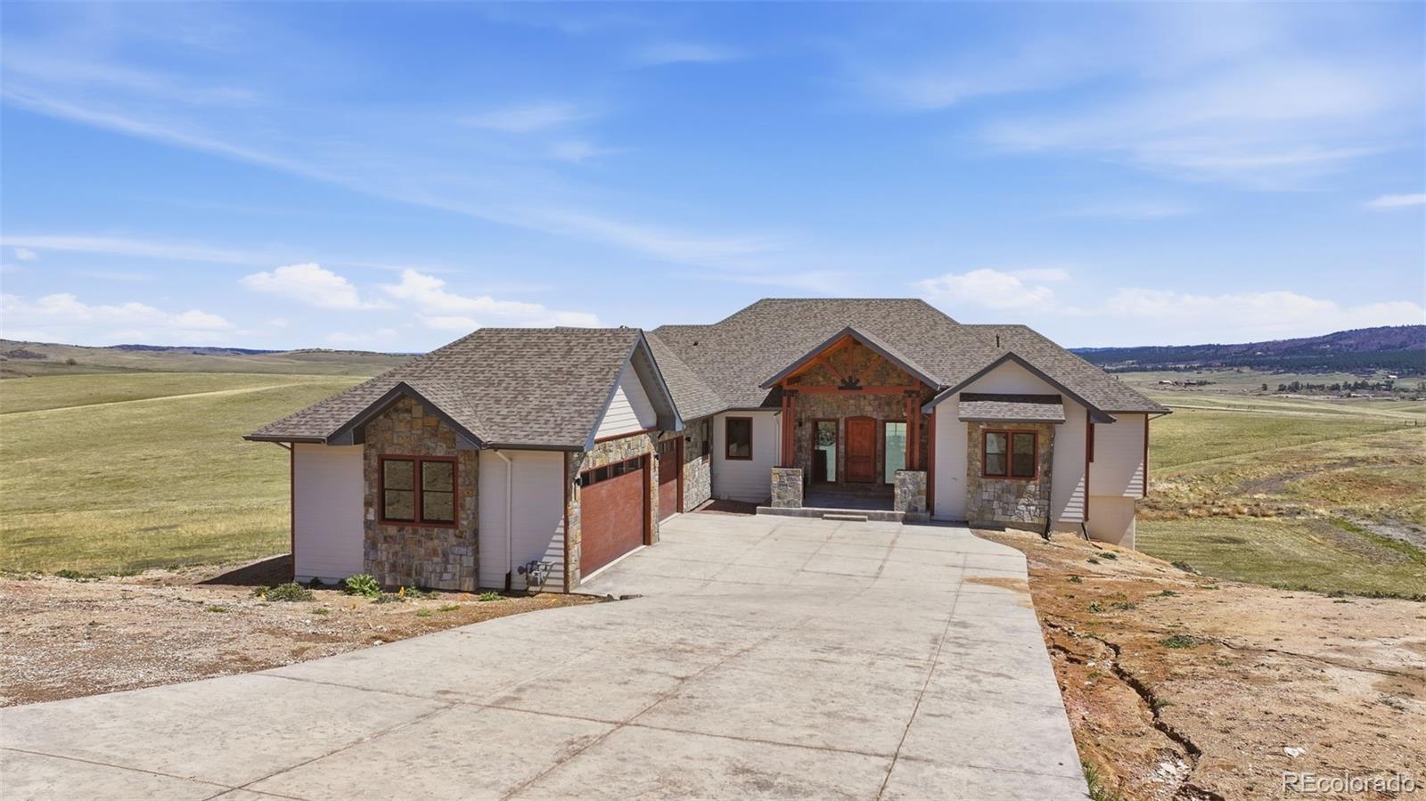 5320 Dual Rey Point, Sedalia, CO 80135
