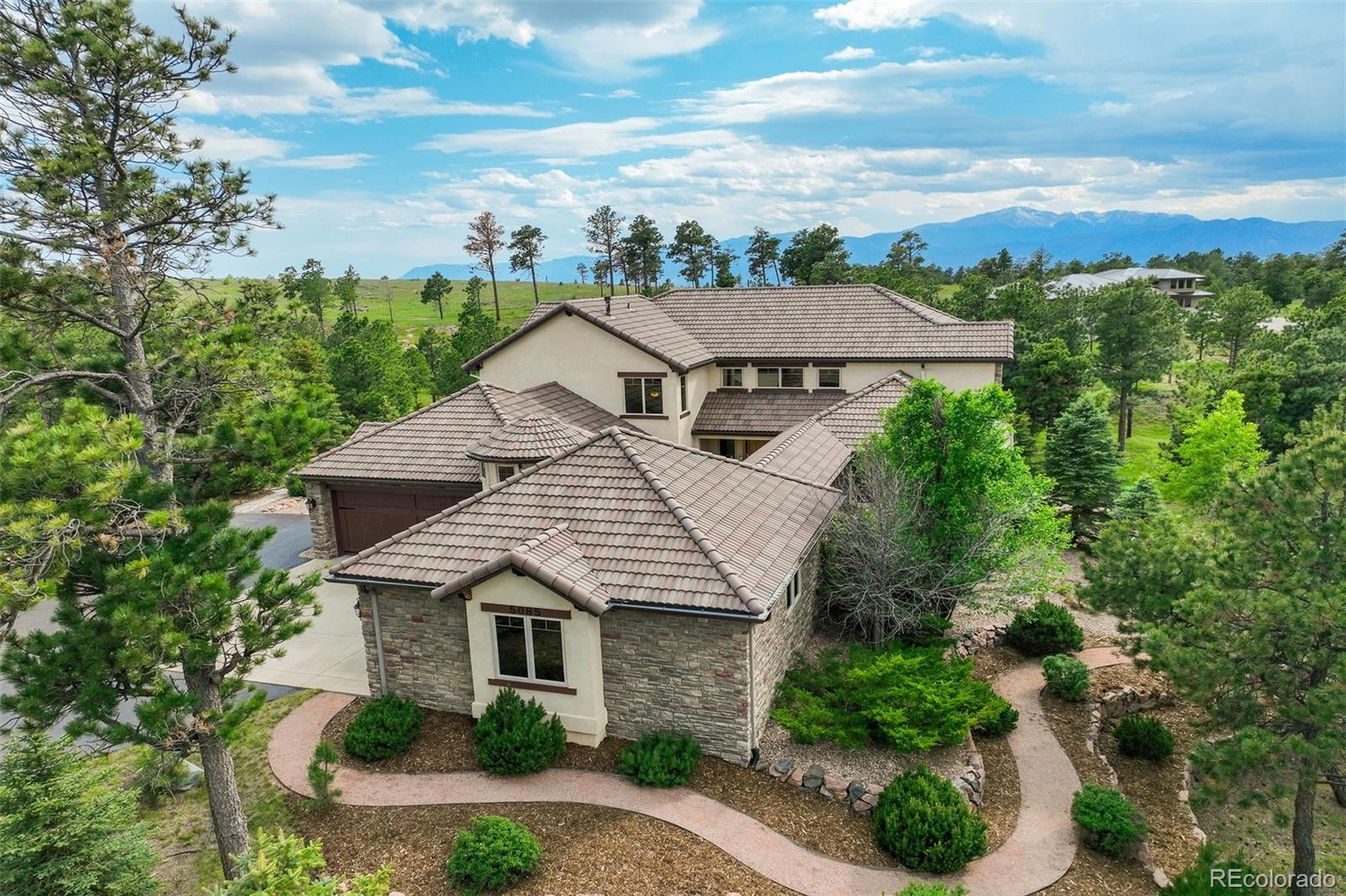 5085 Saxton Hollow Rd, Colorado Springs, CO 80908