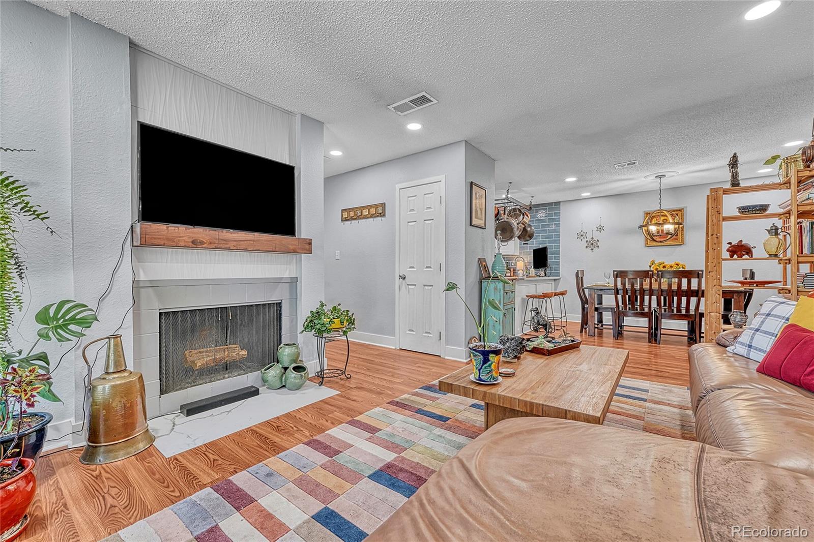 2220 E Geddes Ave #F, Centennial, CO 80122