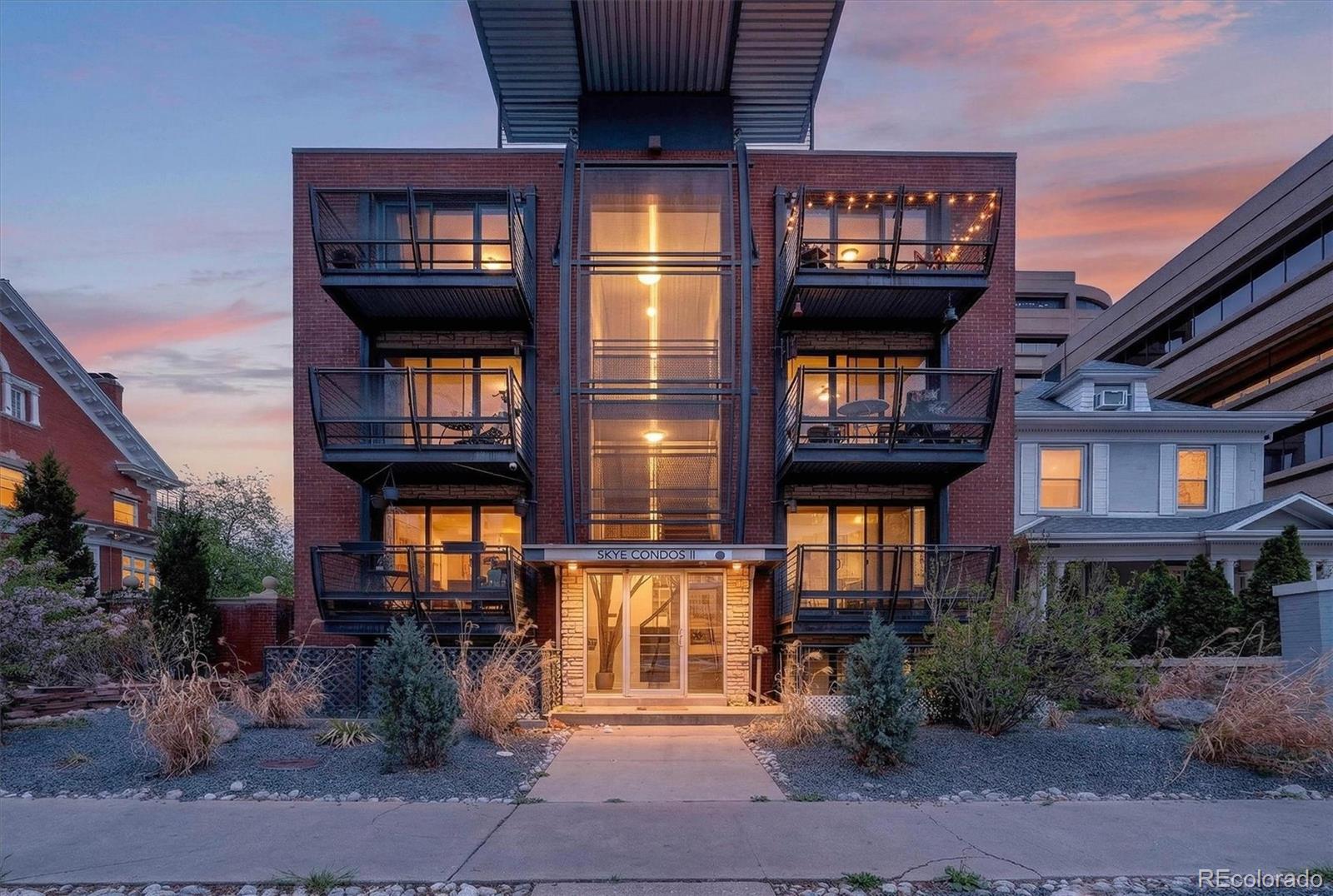 1336 N Logan St #401, Denver, CO 80203