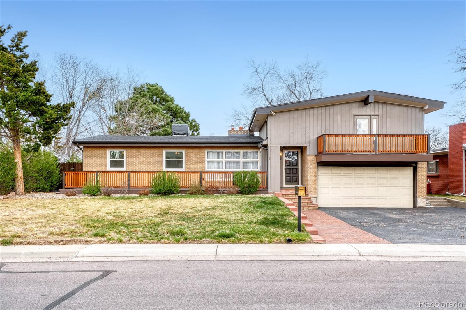 850 Holland St, Lakewood, CO 80215