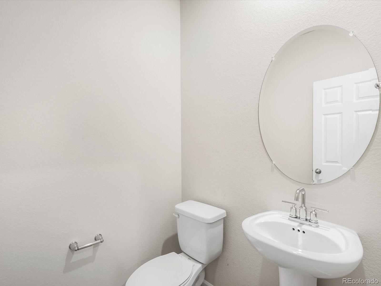 1206 Spring Creek Dr, Windsor, CO 80550