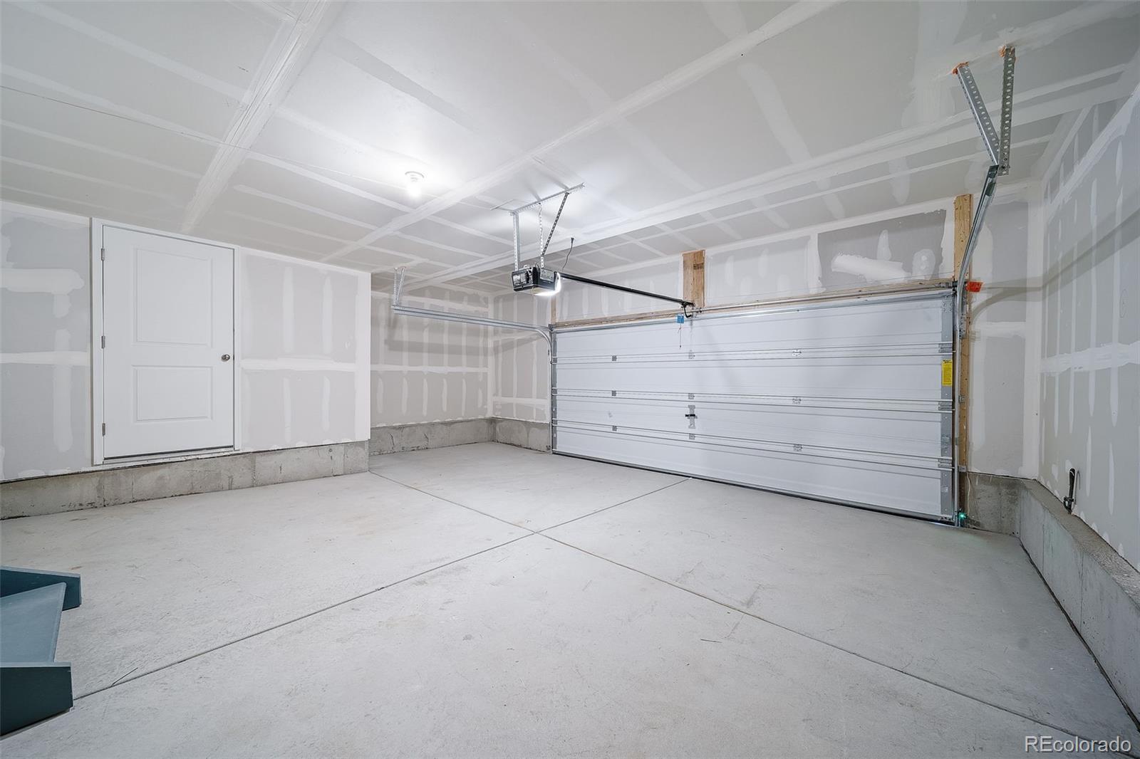 46507 Gold Prairie Dr, Bennett, CO 80102