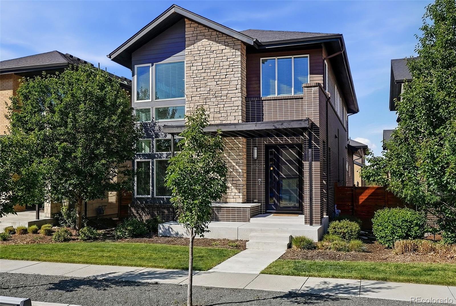 6829 E Archer Dr, Denver, CO 80230