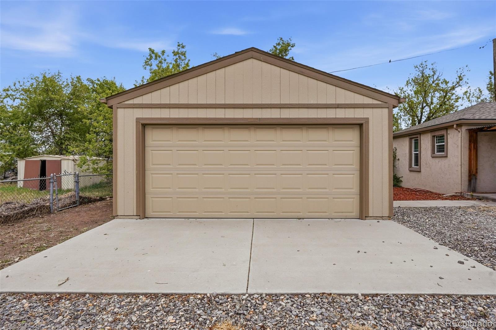 830 Benton St, Lakewood, CO 80214