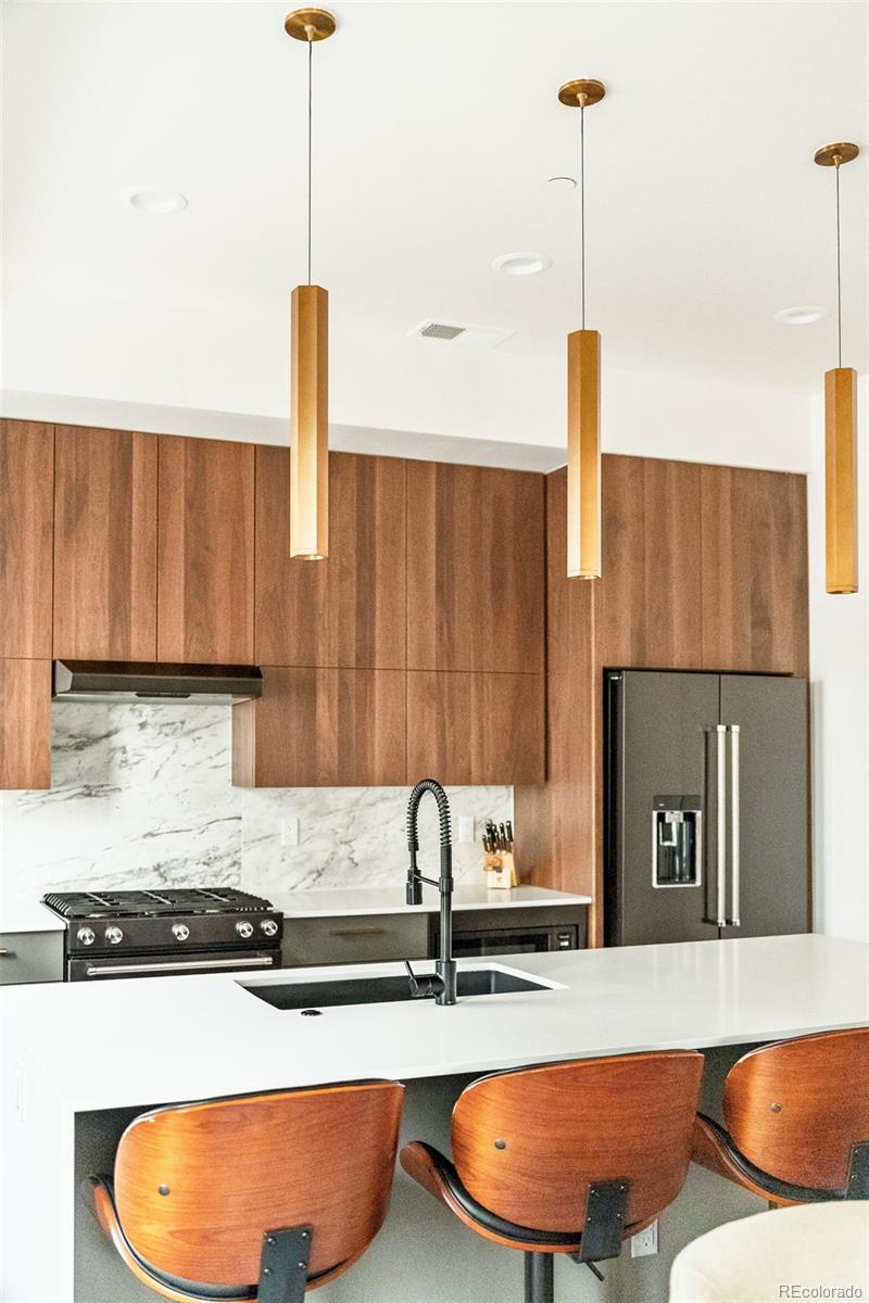 1724 Irving St #6, Denver, CO 80204