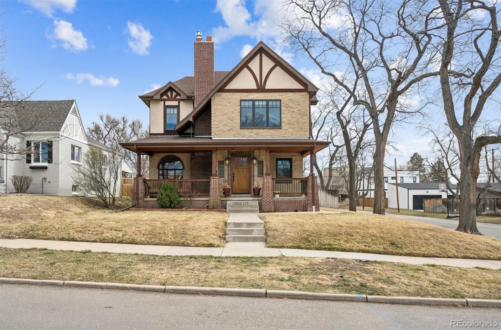 2700 Stuart St, Denver, CO 80212