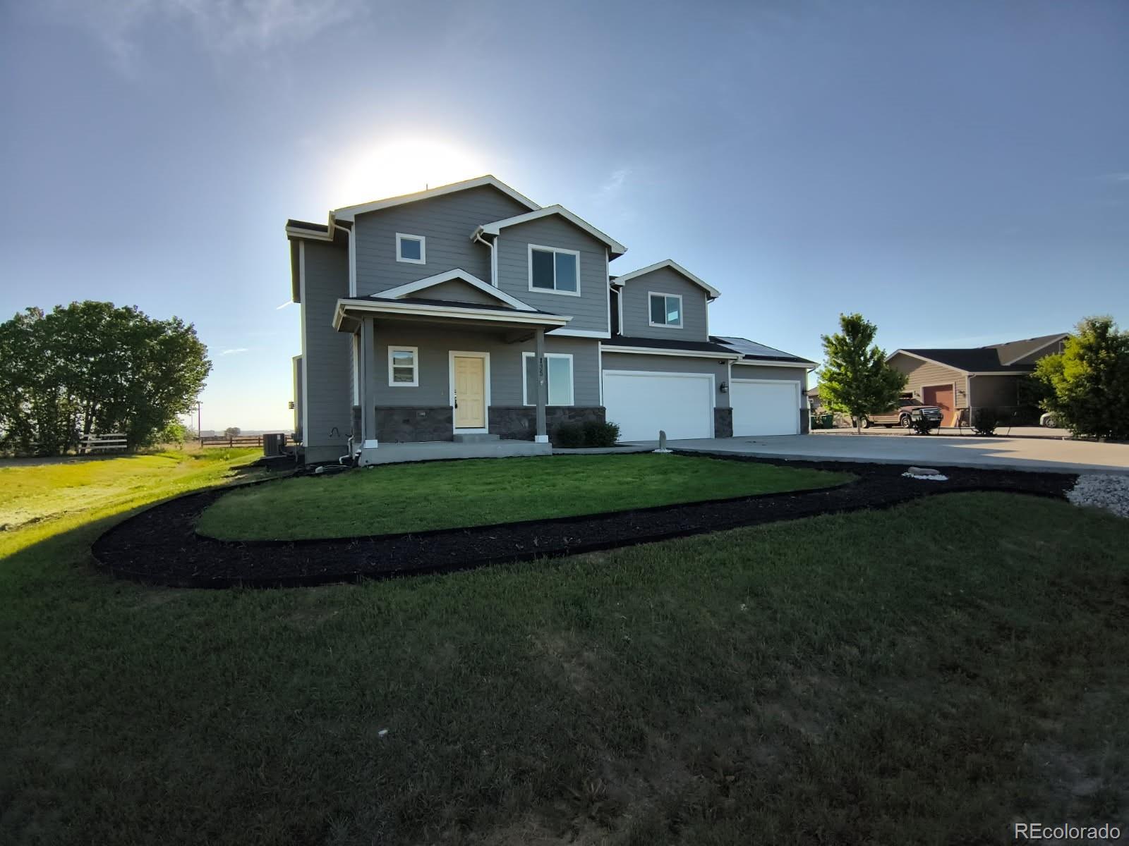135 Foxtail Dr, Hudson, CO 80642