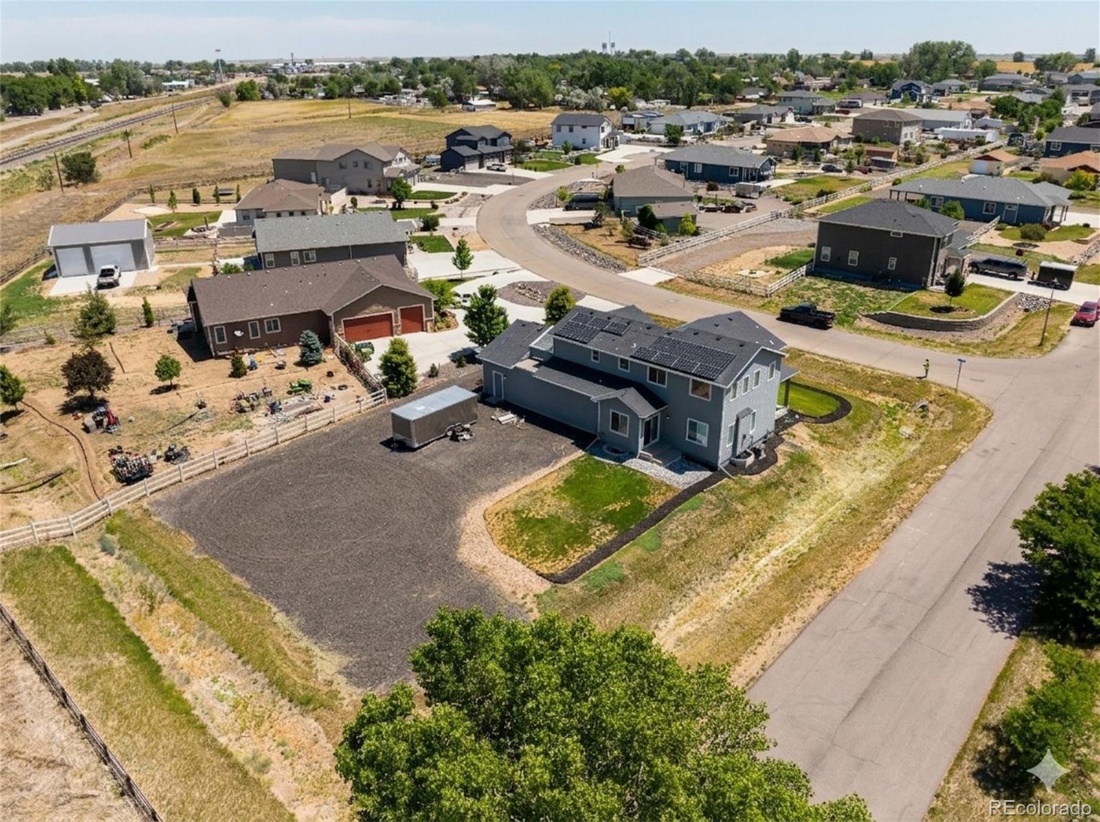 135 Foxtail Dr, Hudson, CO 80642