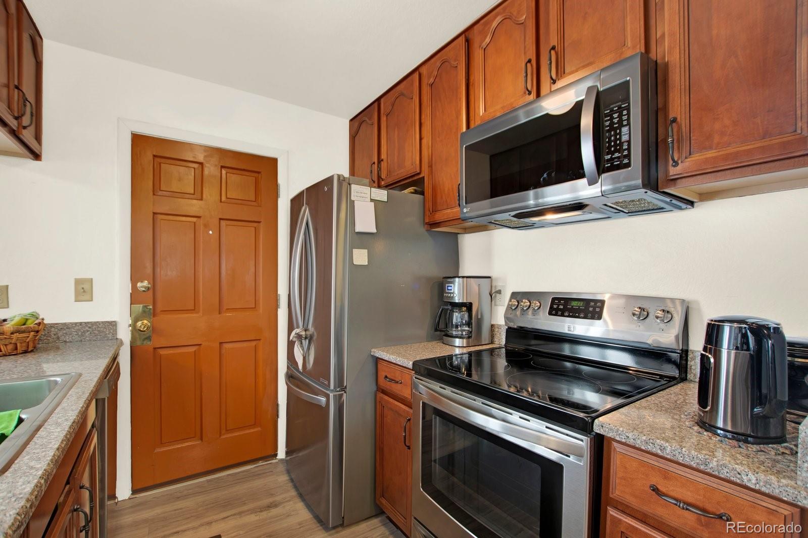 15057 E Jarvis Pl, Aurora, CO 80014