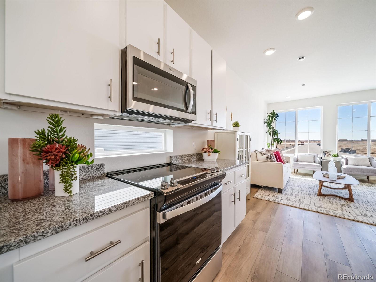 3422 Pearwood Dr, Johnstown, CO 80534