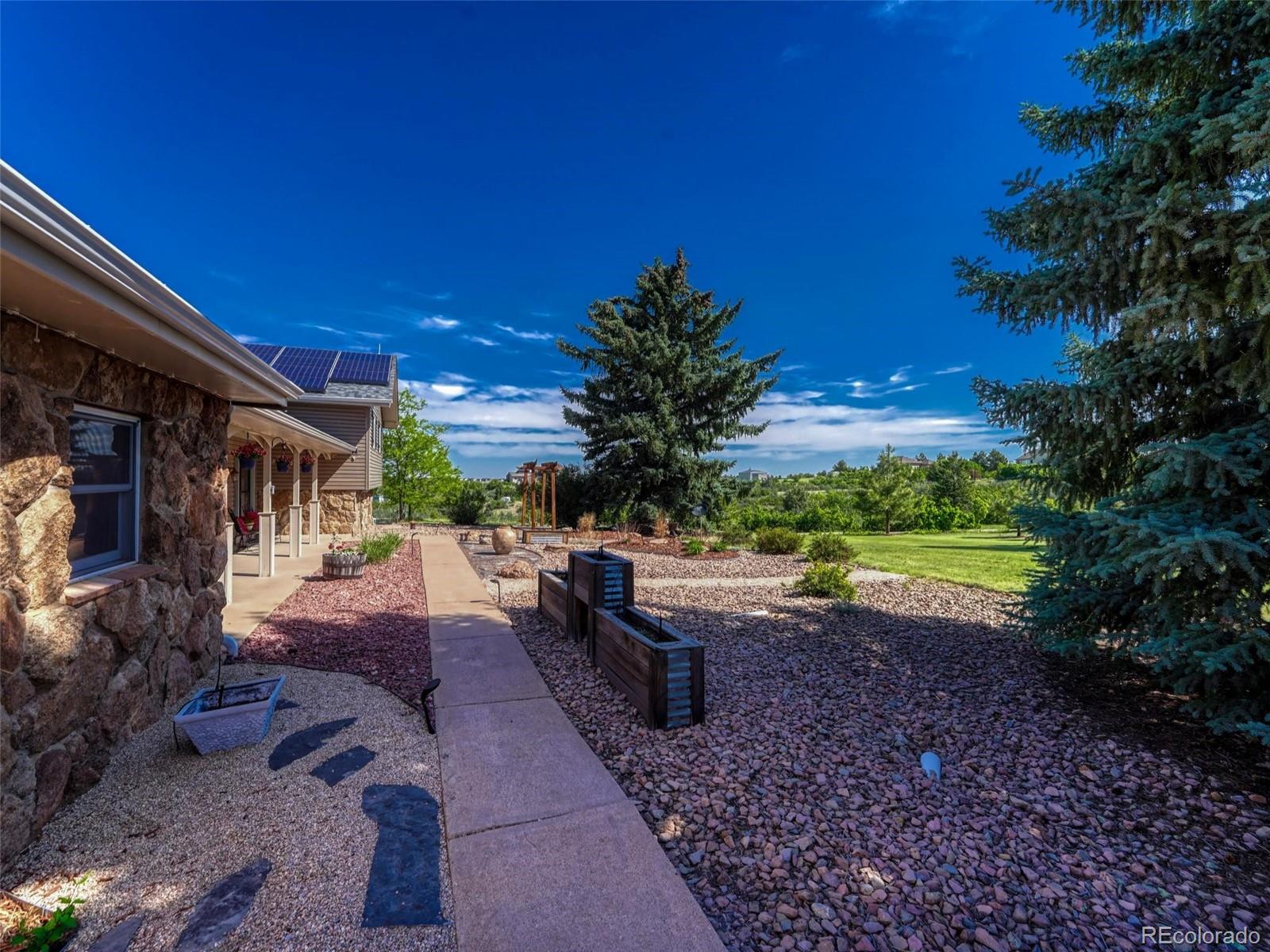 1863 N Rocky View Rd, Castle Rock, CO 80108