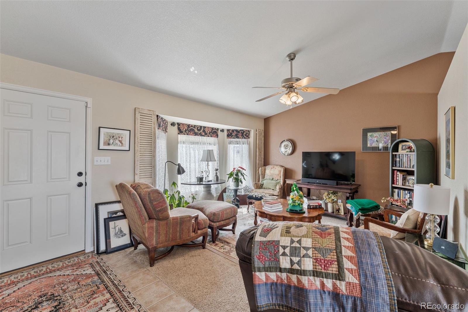429 W Strawberry Dr, Pueblo West, CO 81007