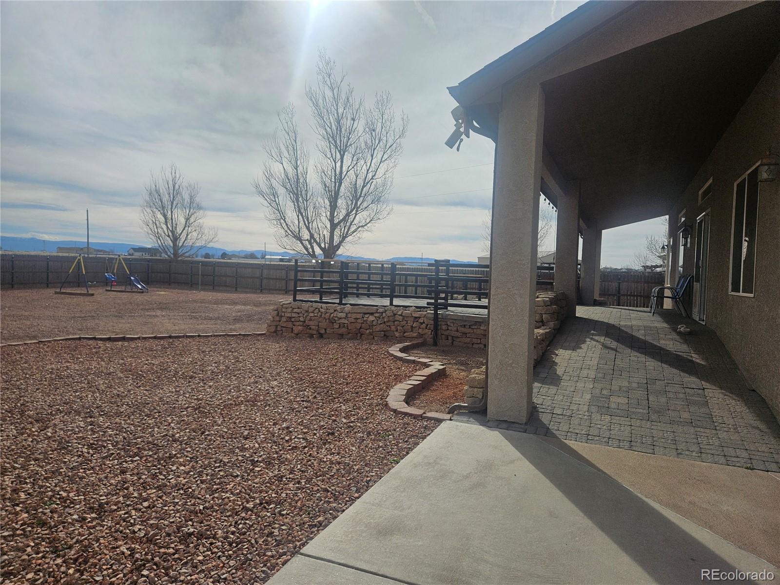 1408 E Kiva Dr, Pueblo, CO 81007