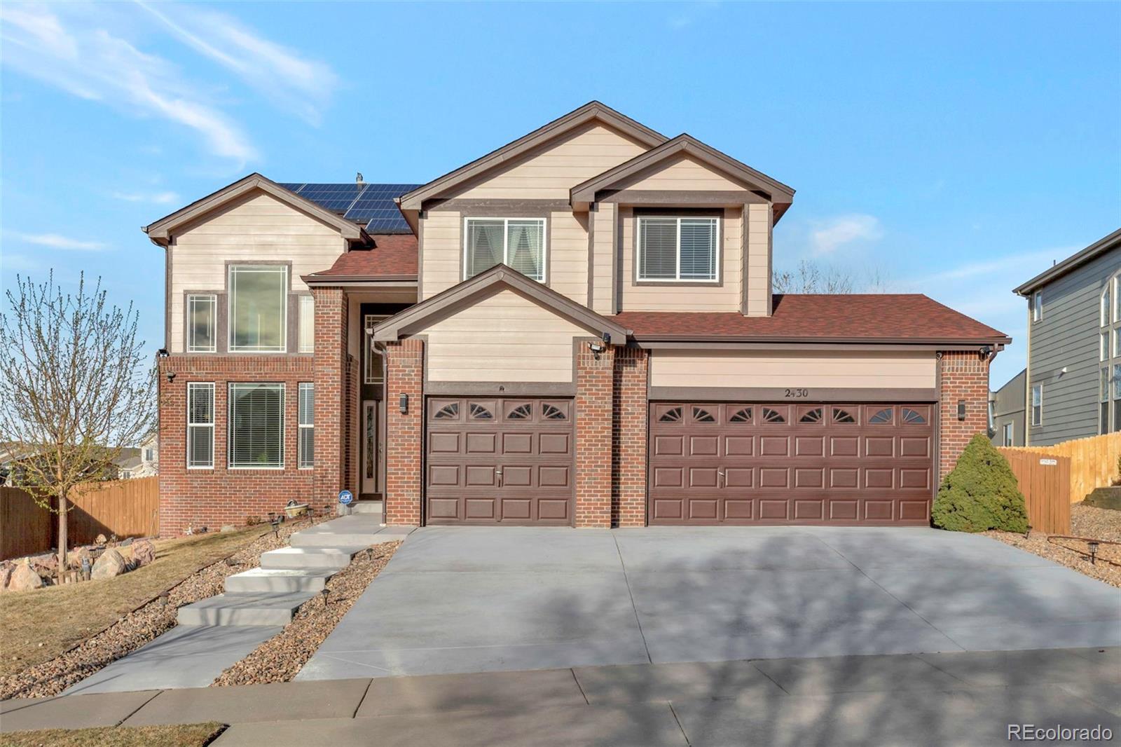 2430 S Fundy Cir, Aurora, CO 80013