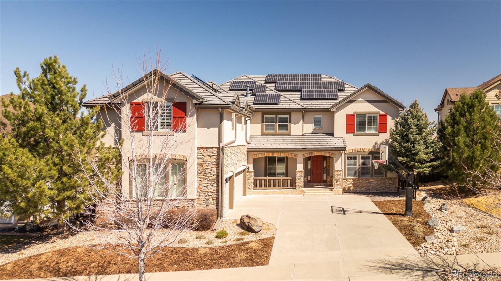 26746 E Peakview Dr, Aurora, CO 80016